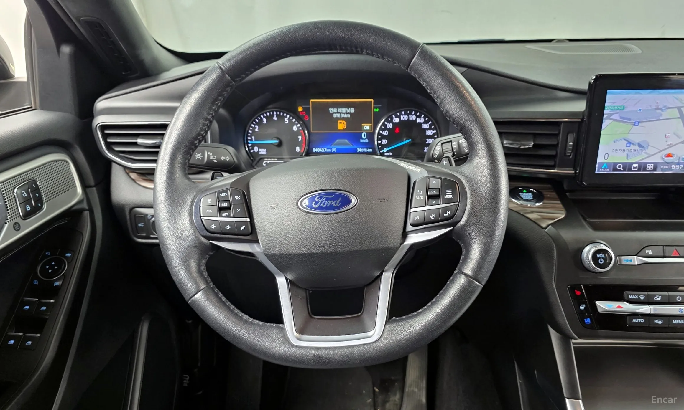Ford Explorer 6th Generation превью 13