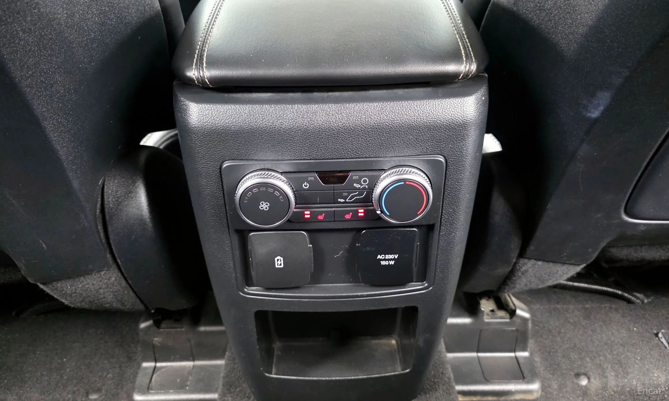 Ford Explorer 6th Generation превью 18