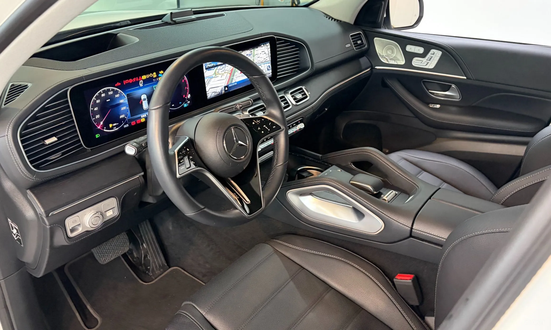 Mercedes Benz GLE-Class W167 превью 10
