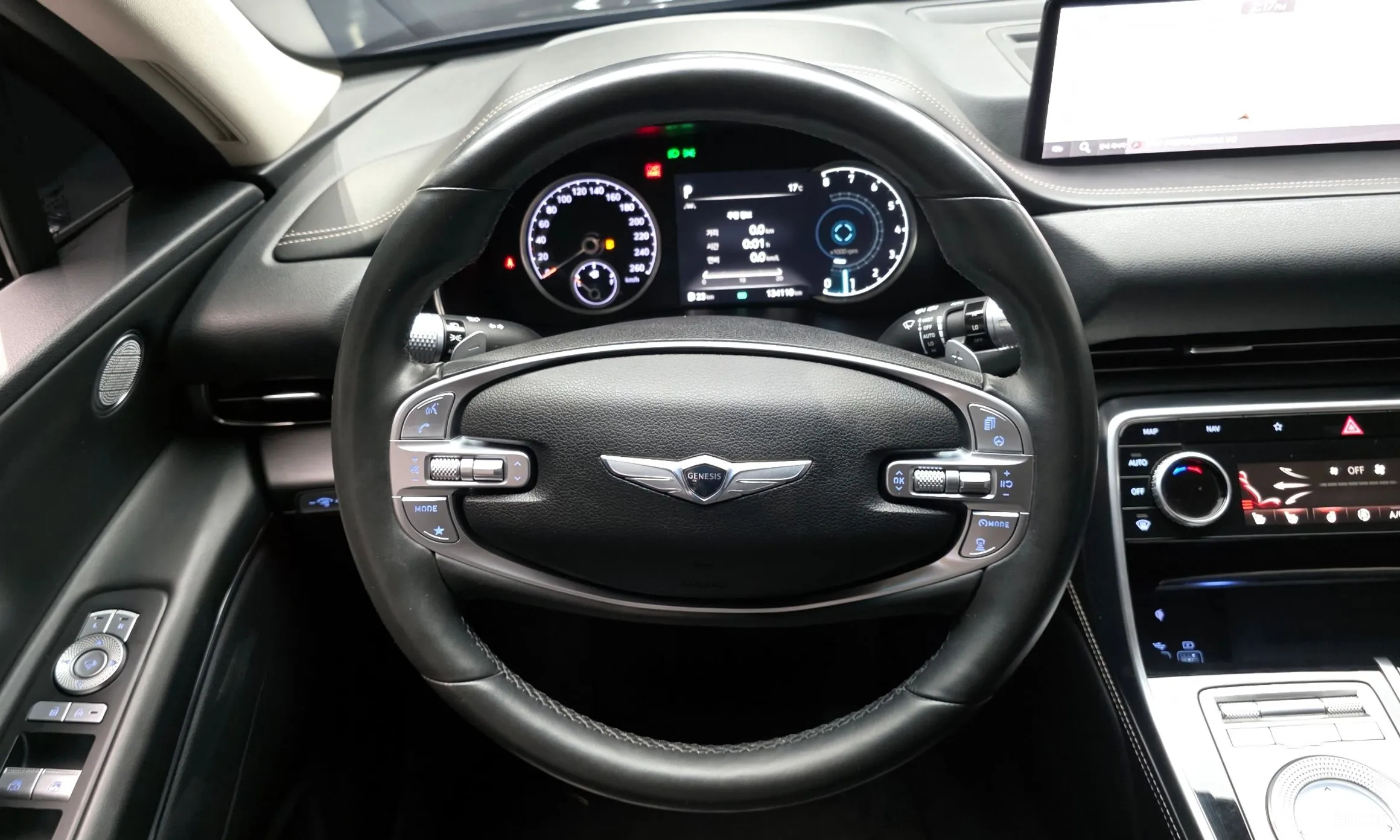 Genesis GV80 превью 13