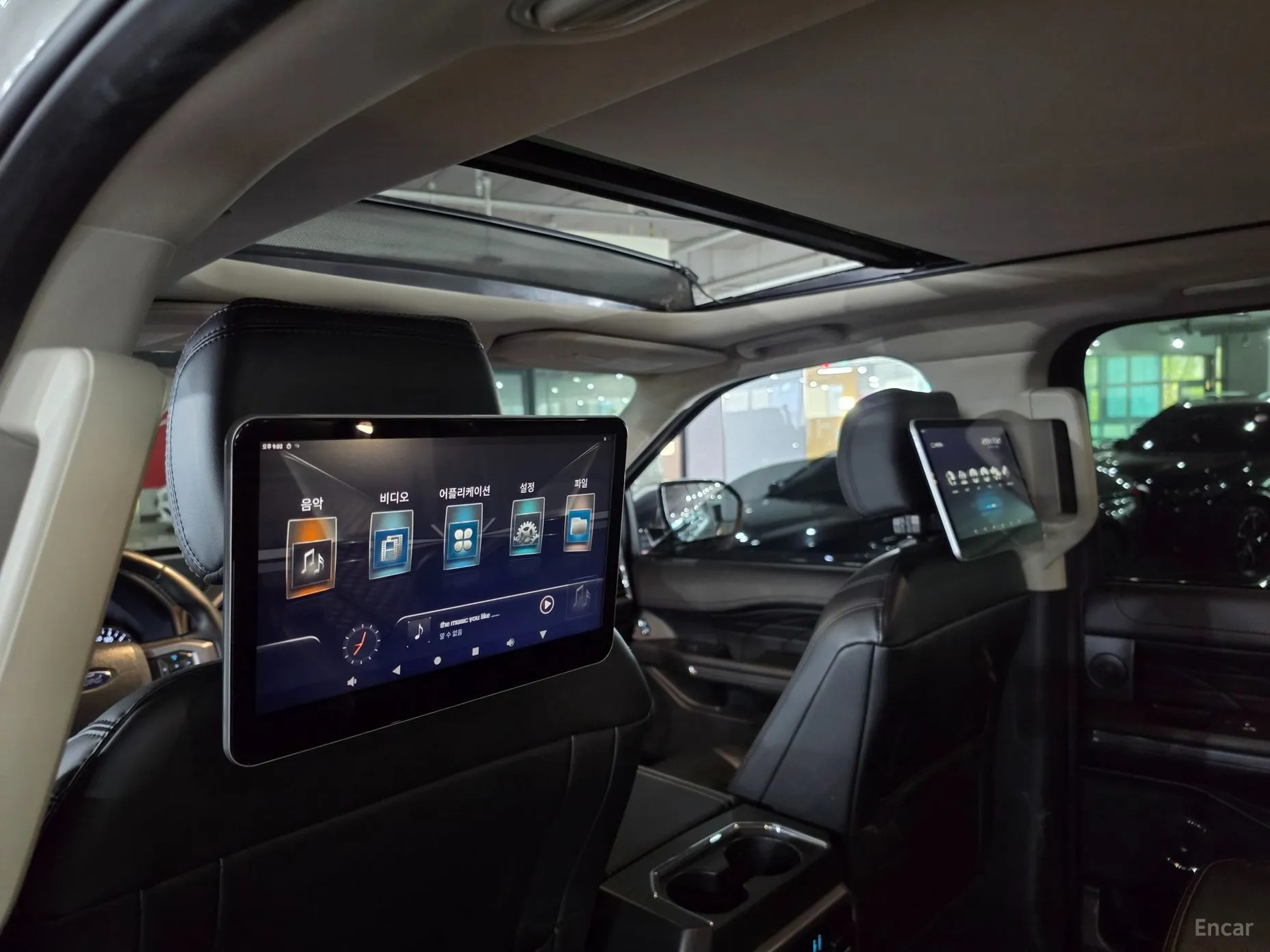 Ford Expedition превью 13