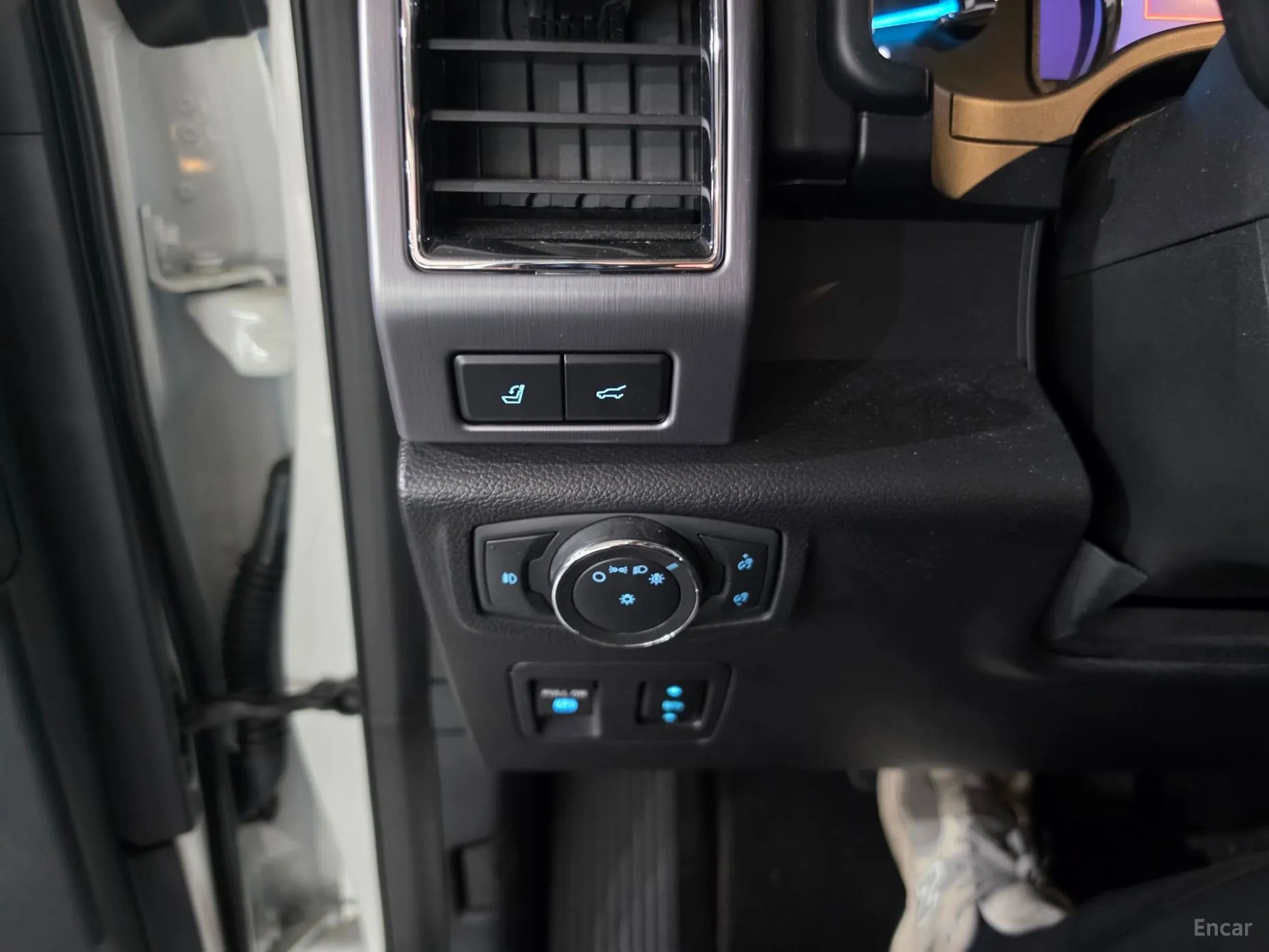 Ford Expedition превью 14