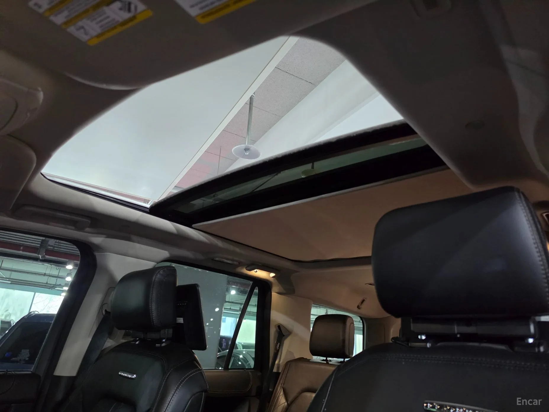 Ford Expedition превью 16