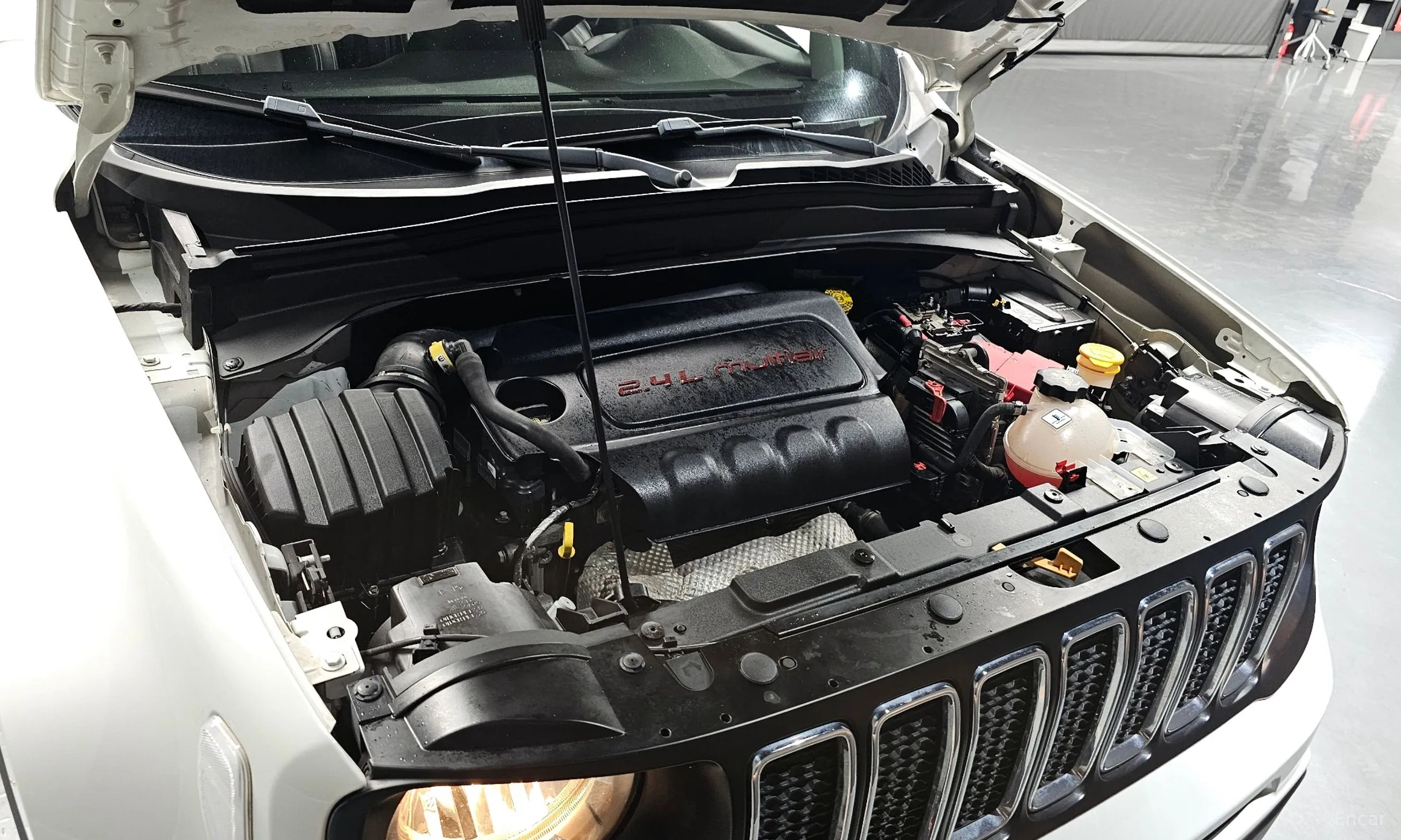 Jeep Renegade превью 6