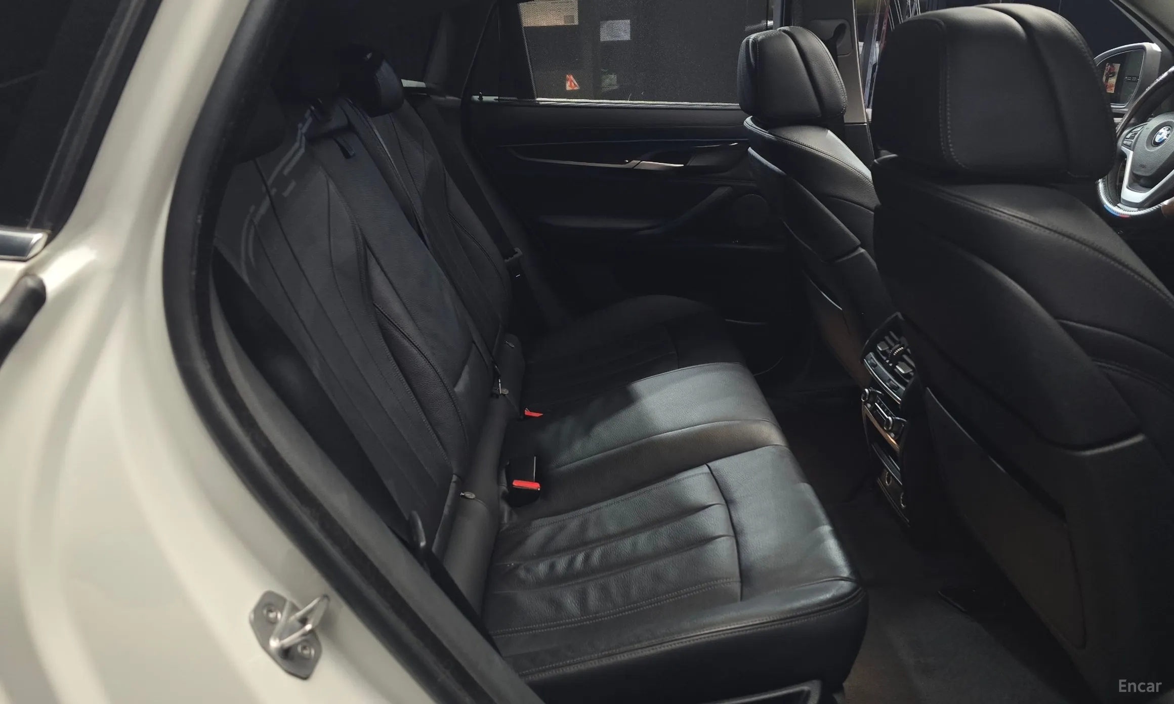 BMW X6 (F16) превью 12