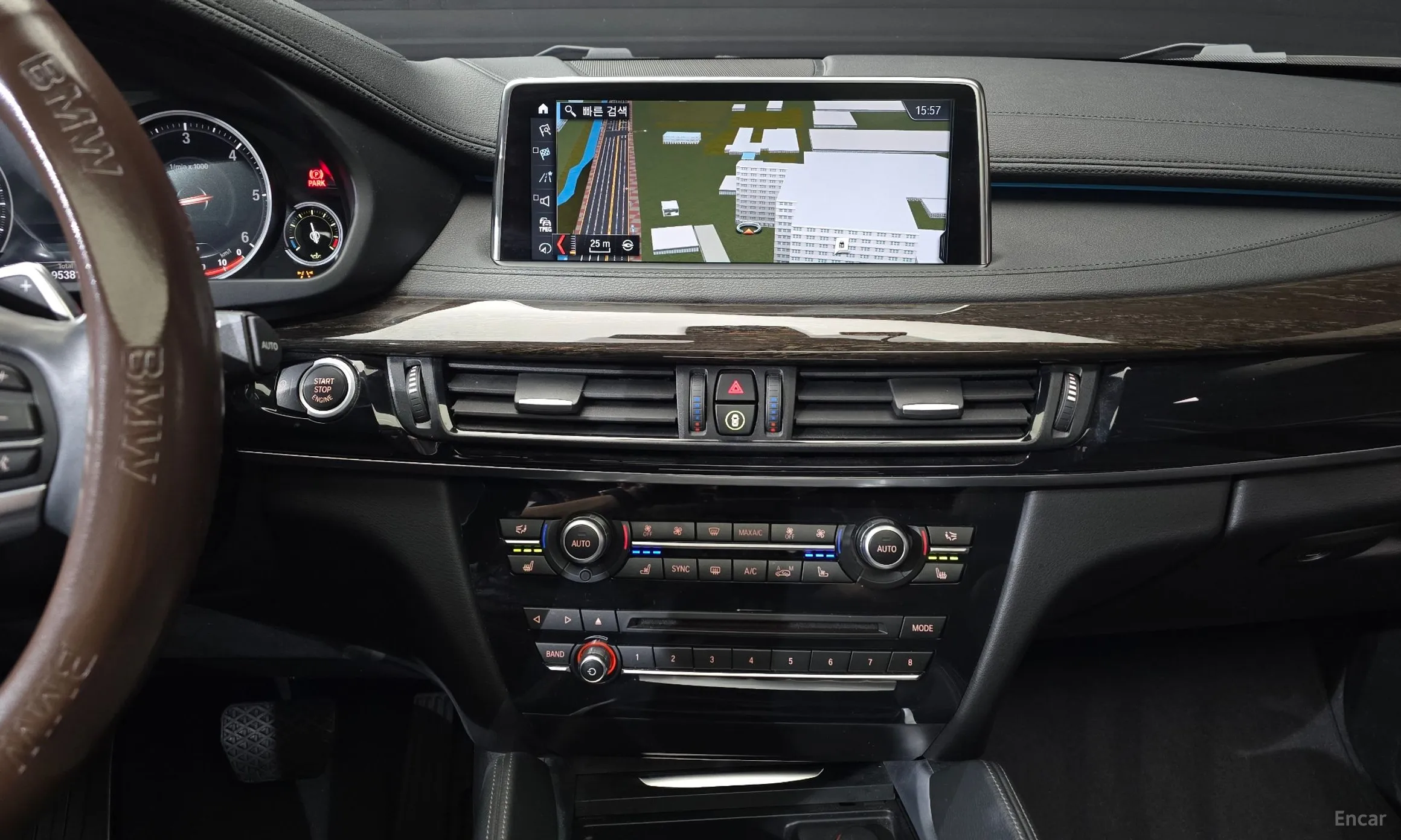 BMW X6 (F16) превью 14