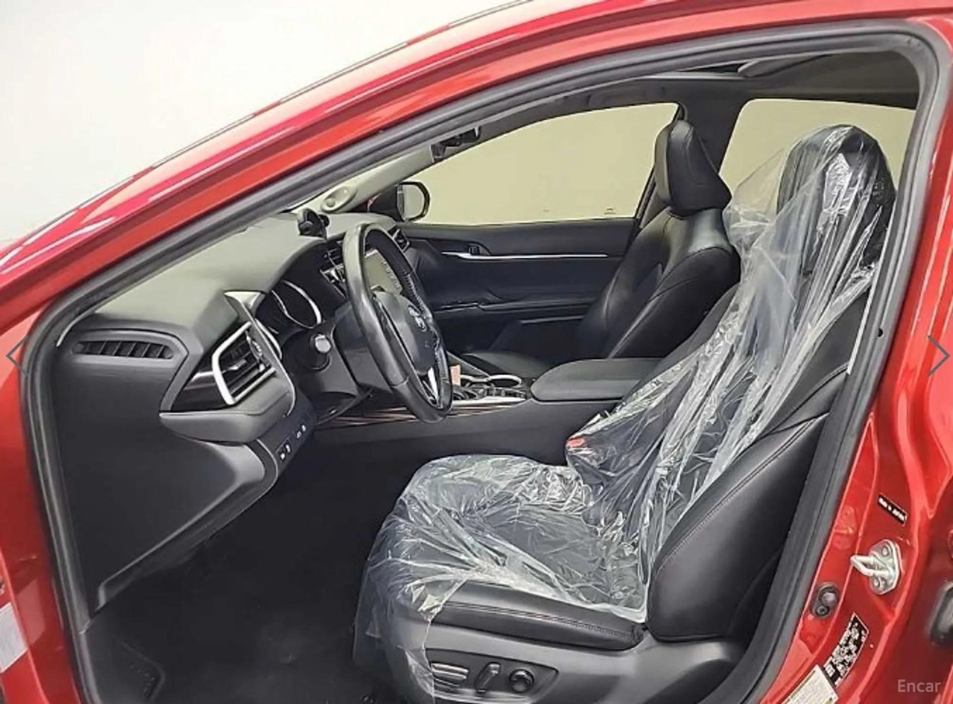 Toyota Camry (XV70) превью 11