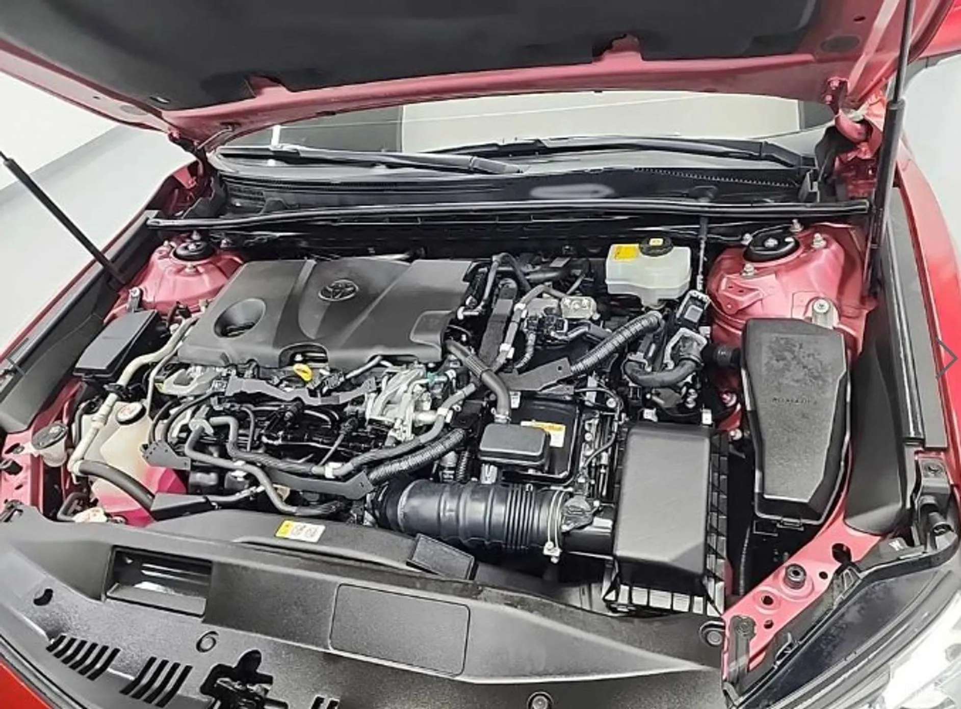 Toyota Camry (XV70) превью 5
