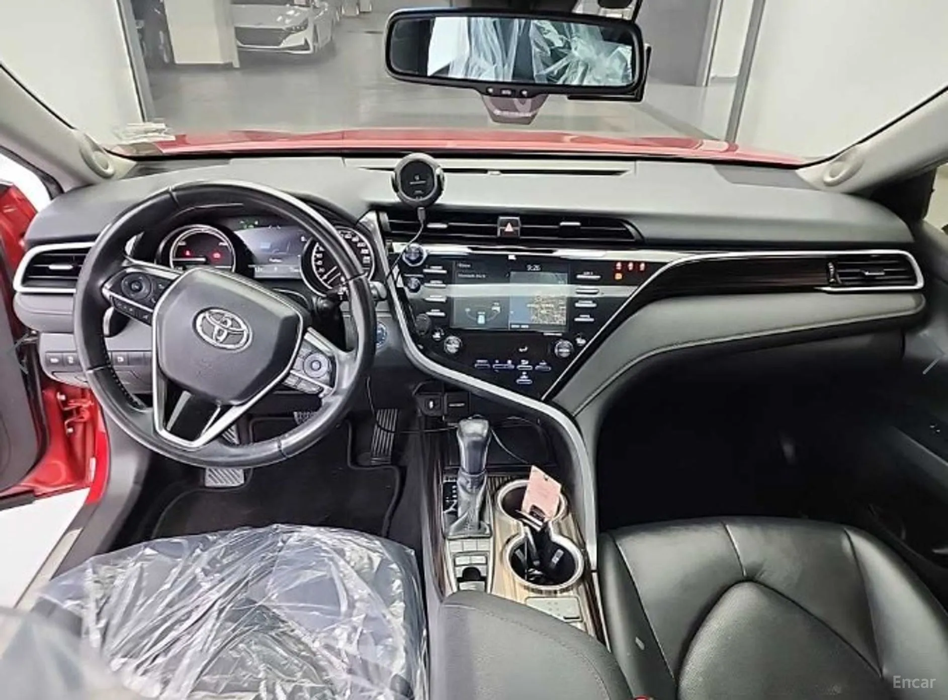 Toyota Camry (XV70) превью 7