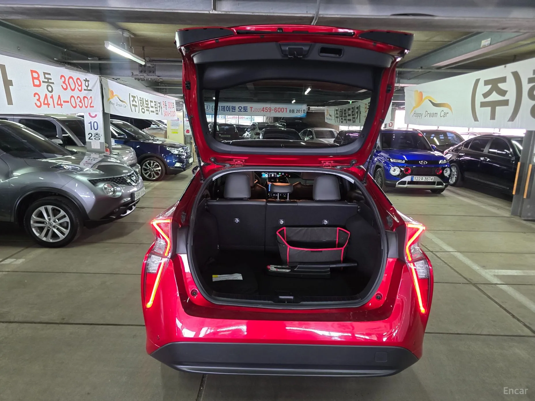 Toyota Prius 4th Generation превью 5