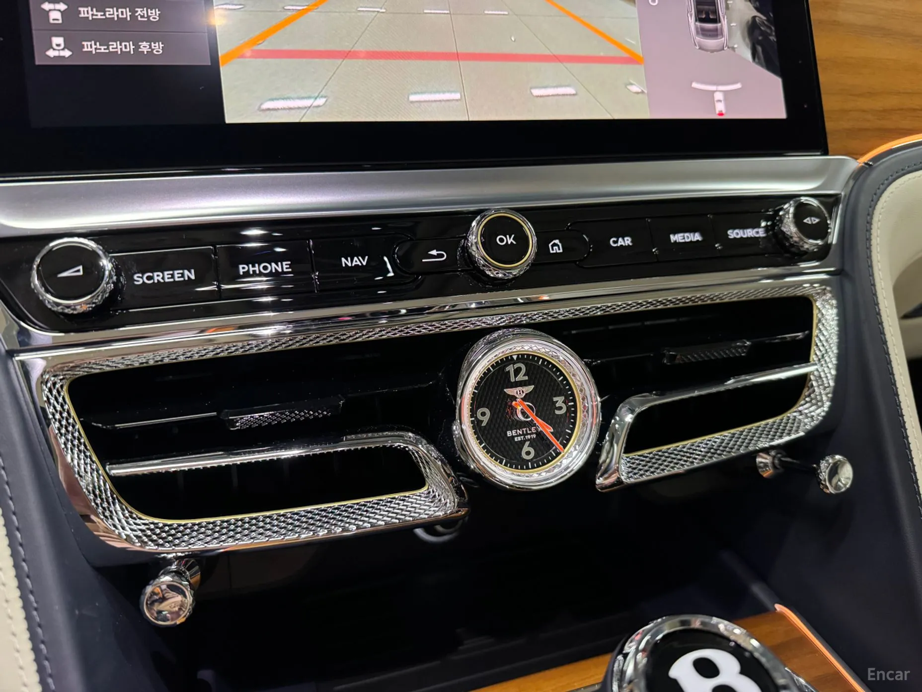 Bentley Flying Spur 3rd Generation превью 12