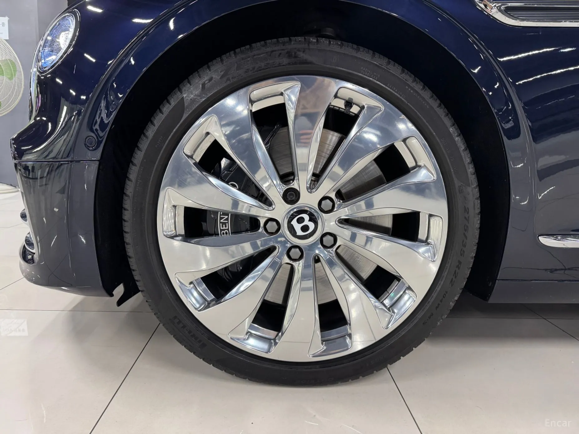 Bentley Flying Spur 3rd Generation превью 15