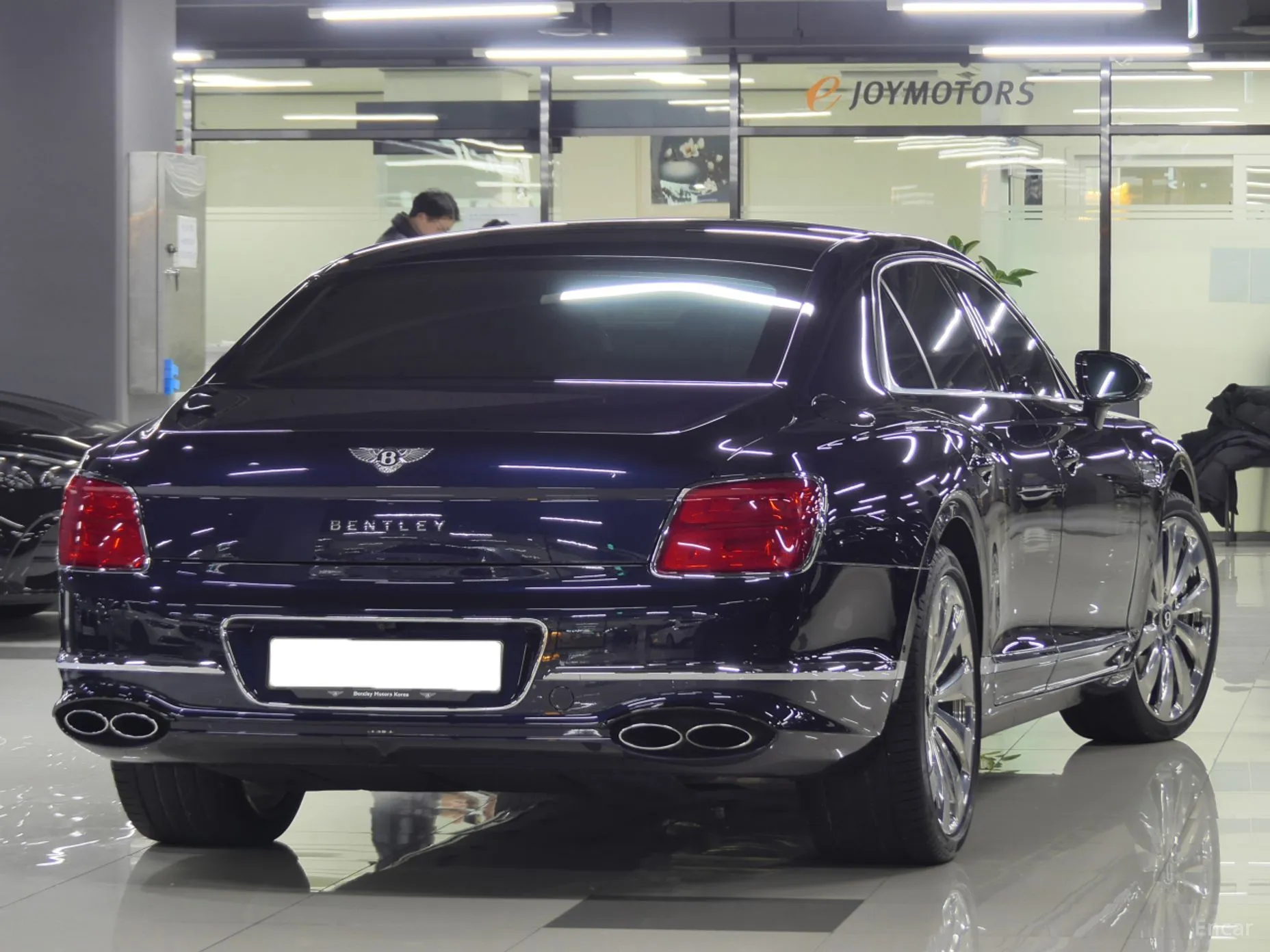 Bentley Flying Spur 3rd Generation превью 3