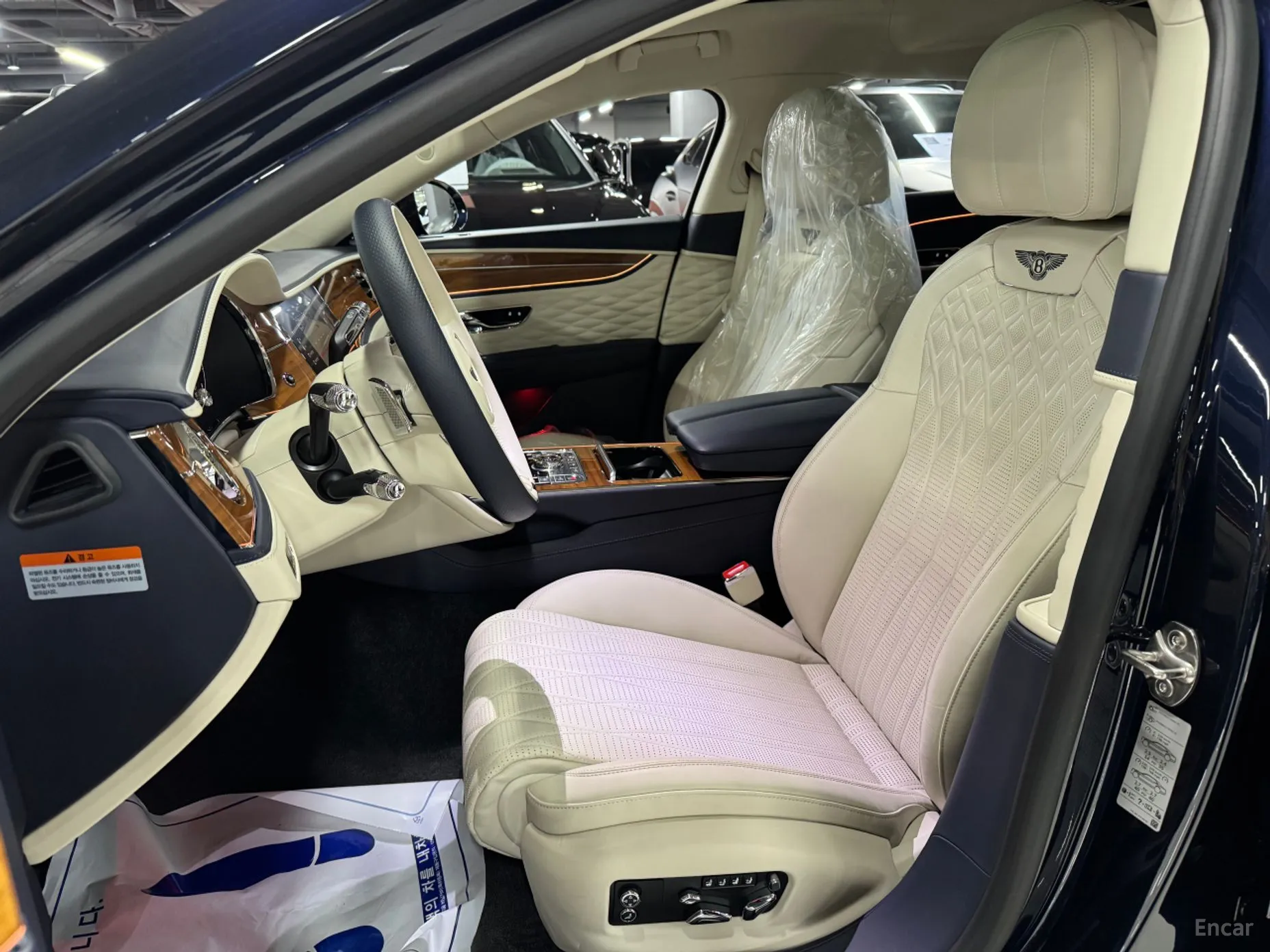 Bentley Flying Spur 3rd Generation превью 8