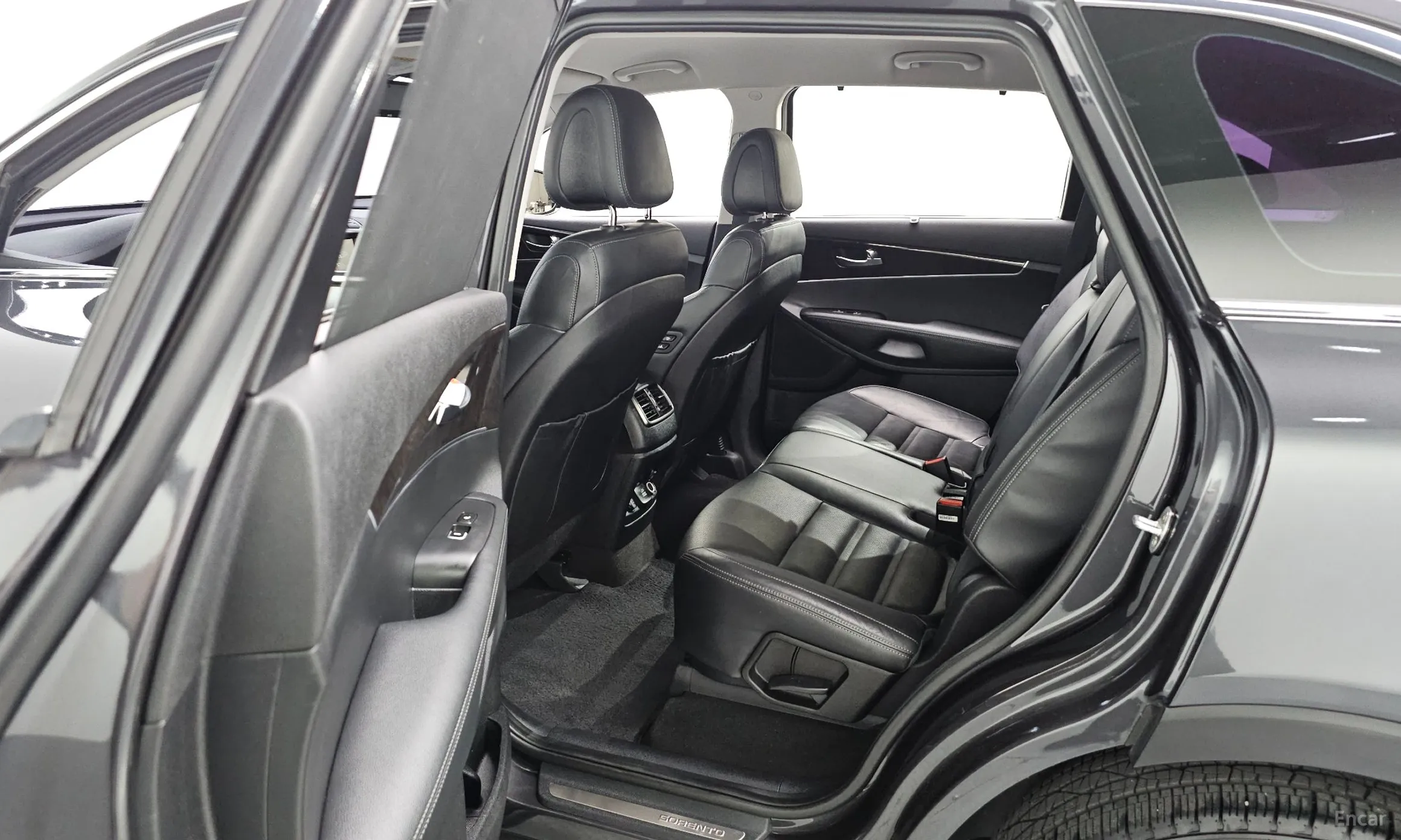 Kia Sorento превью 19