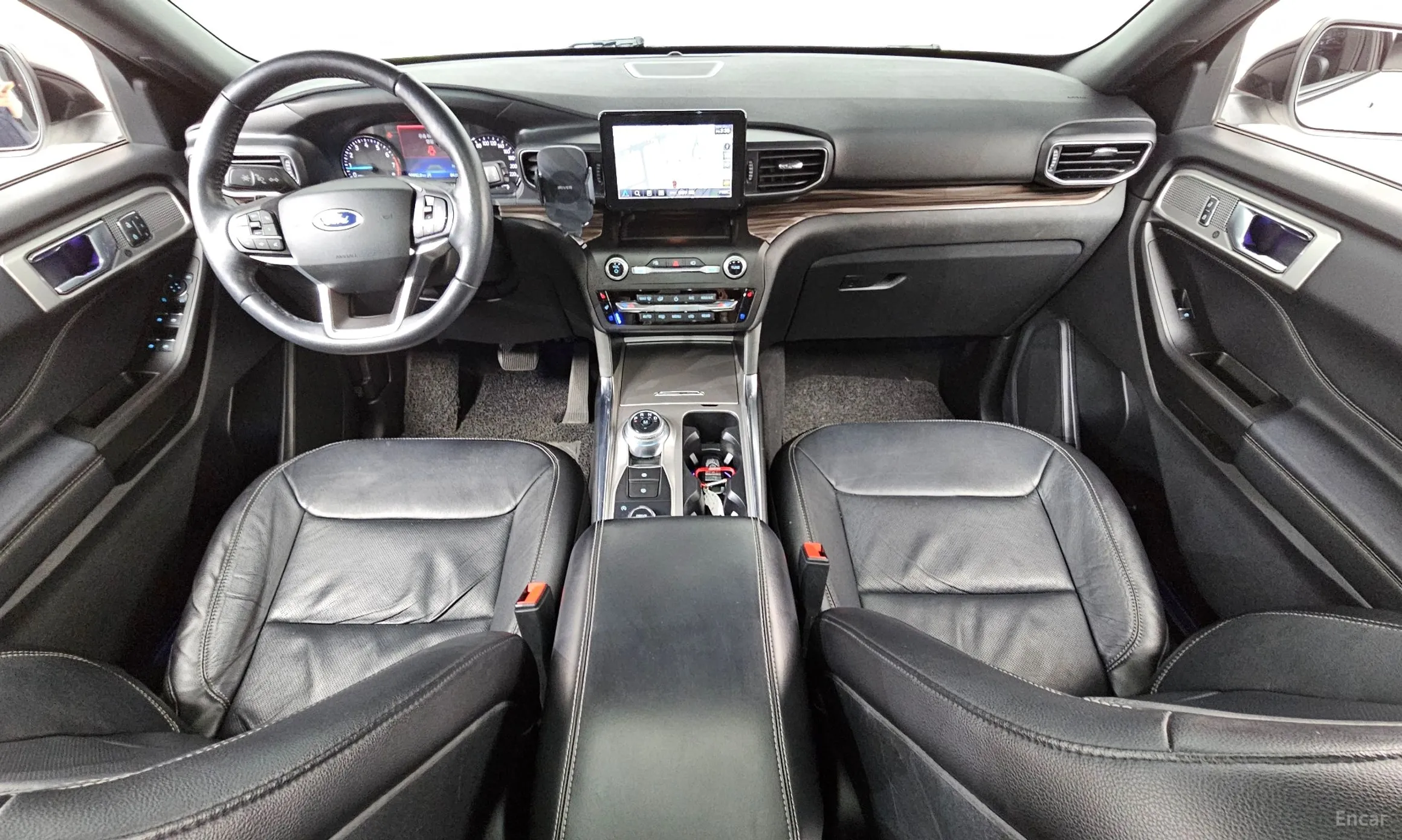 Ford Explorer 6th Generation превью 7
