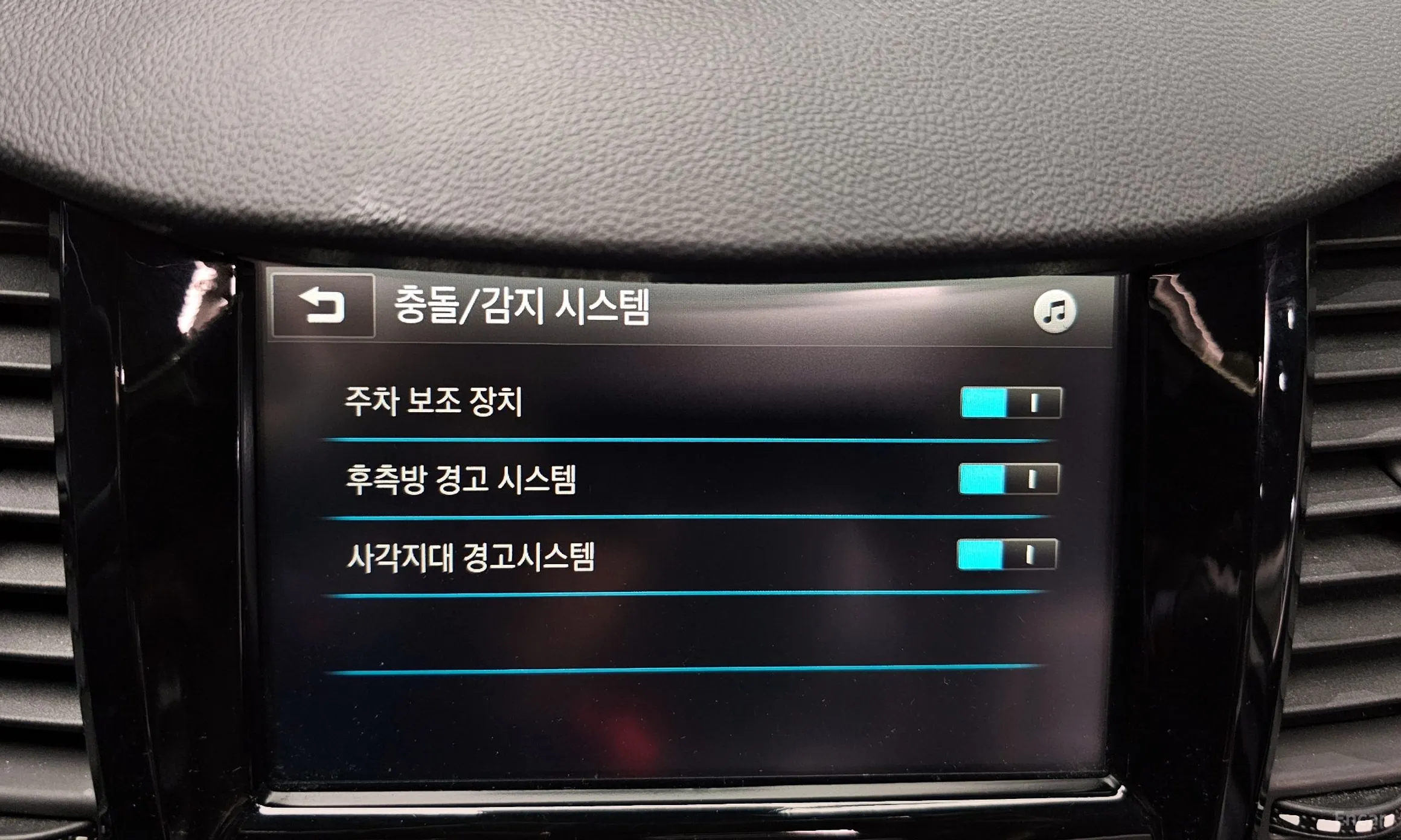 Chevrolet (GM Daewoo) Trax превью 15
