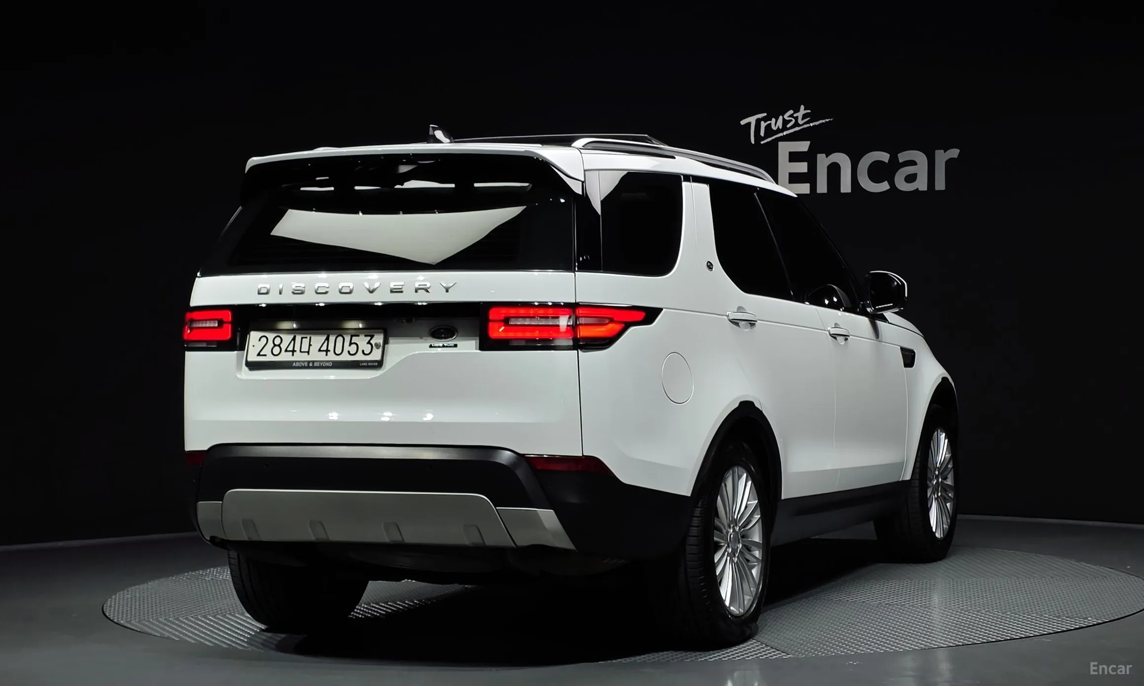 Land Rover Discovery 5 превью 2