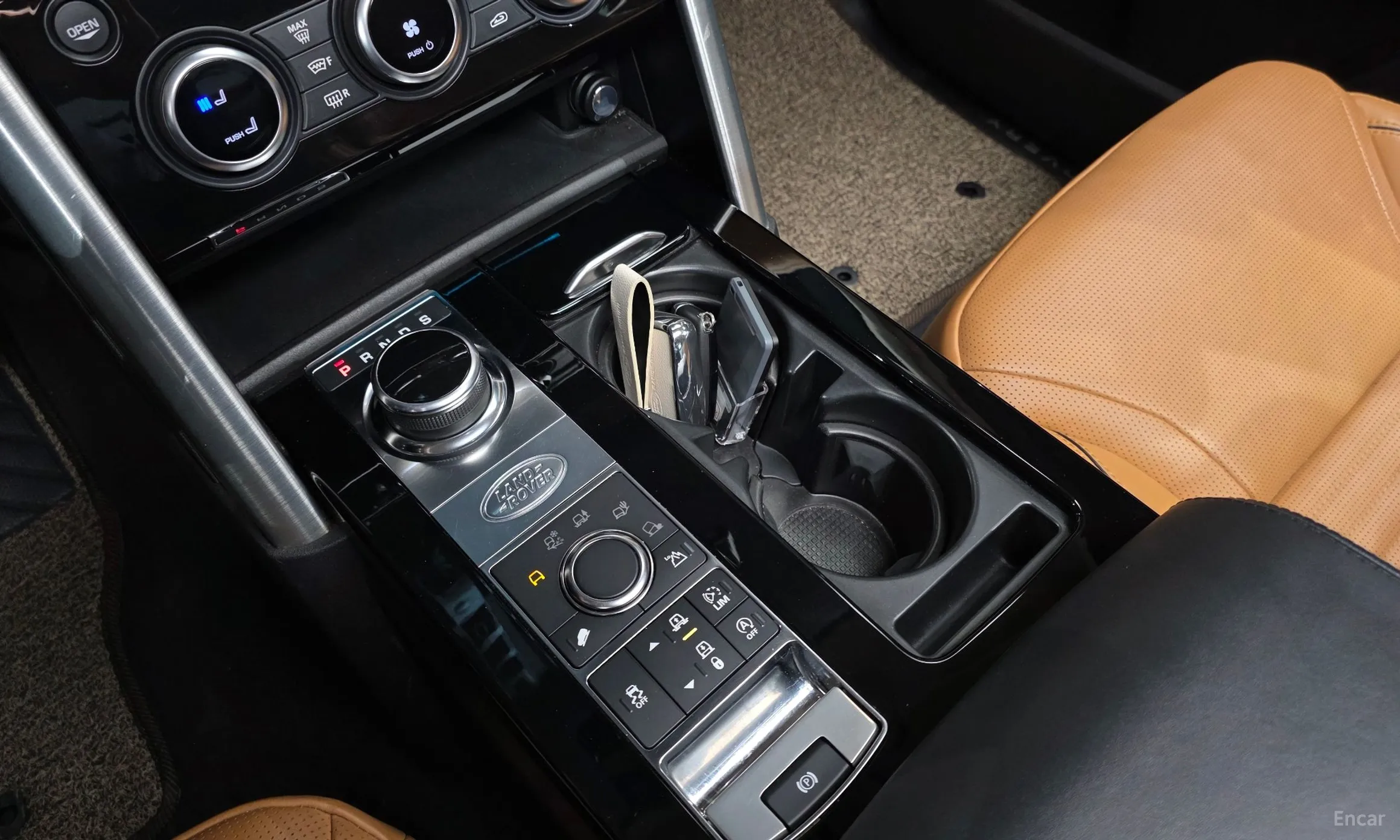 Land Rover Discovery 5 превью 9