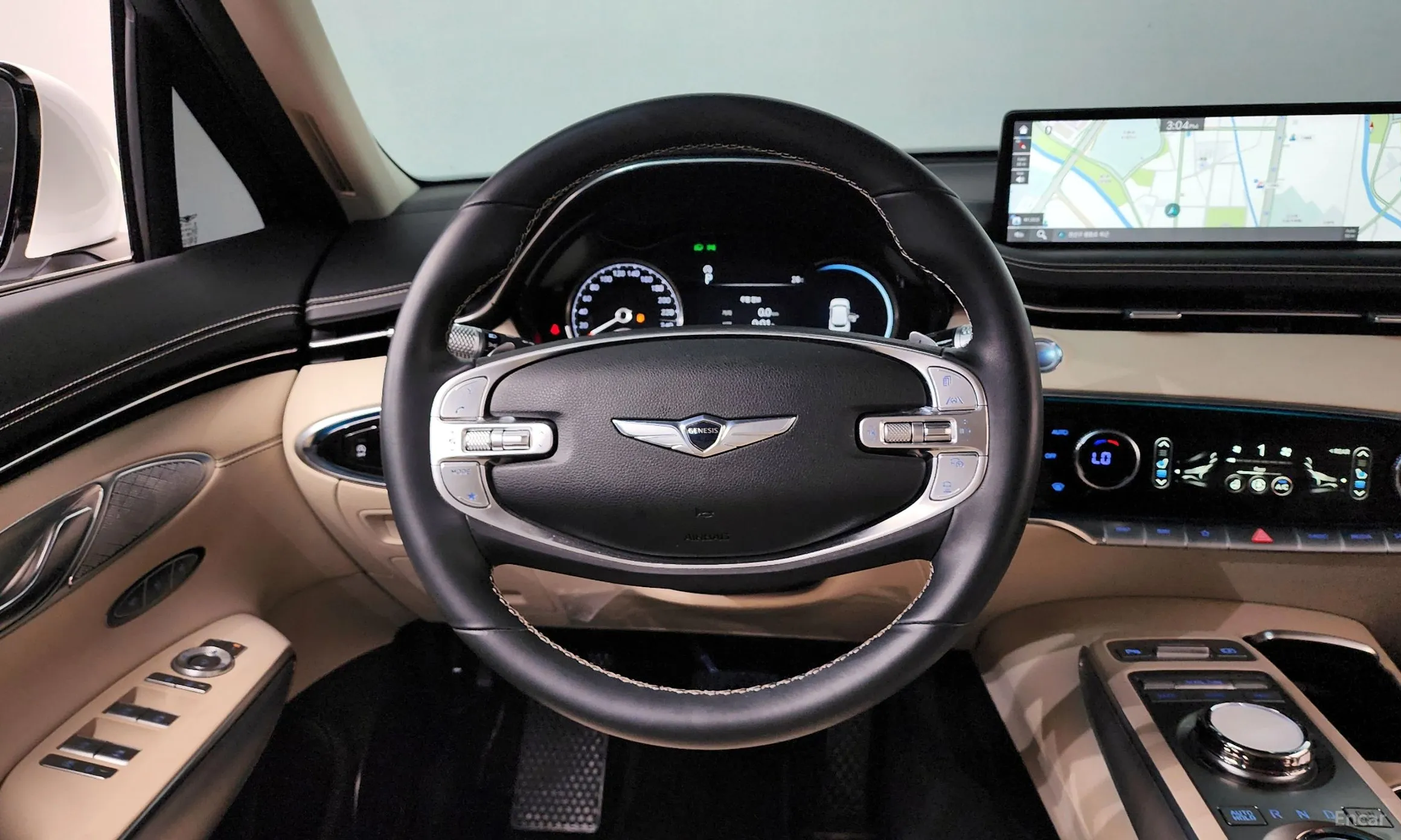 Genesis GV70 превью 13