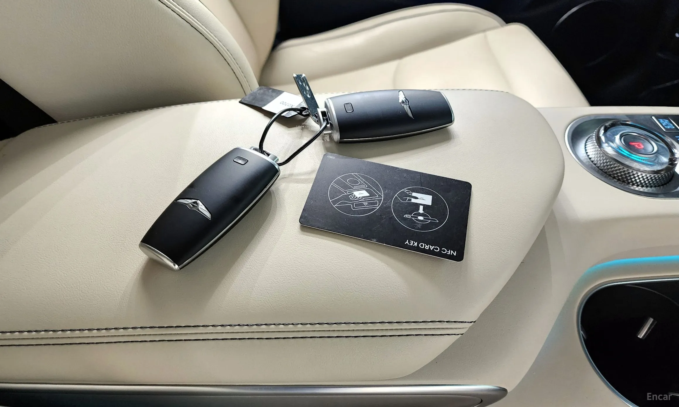 Genesis GV70 превью 15