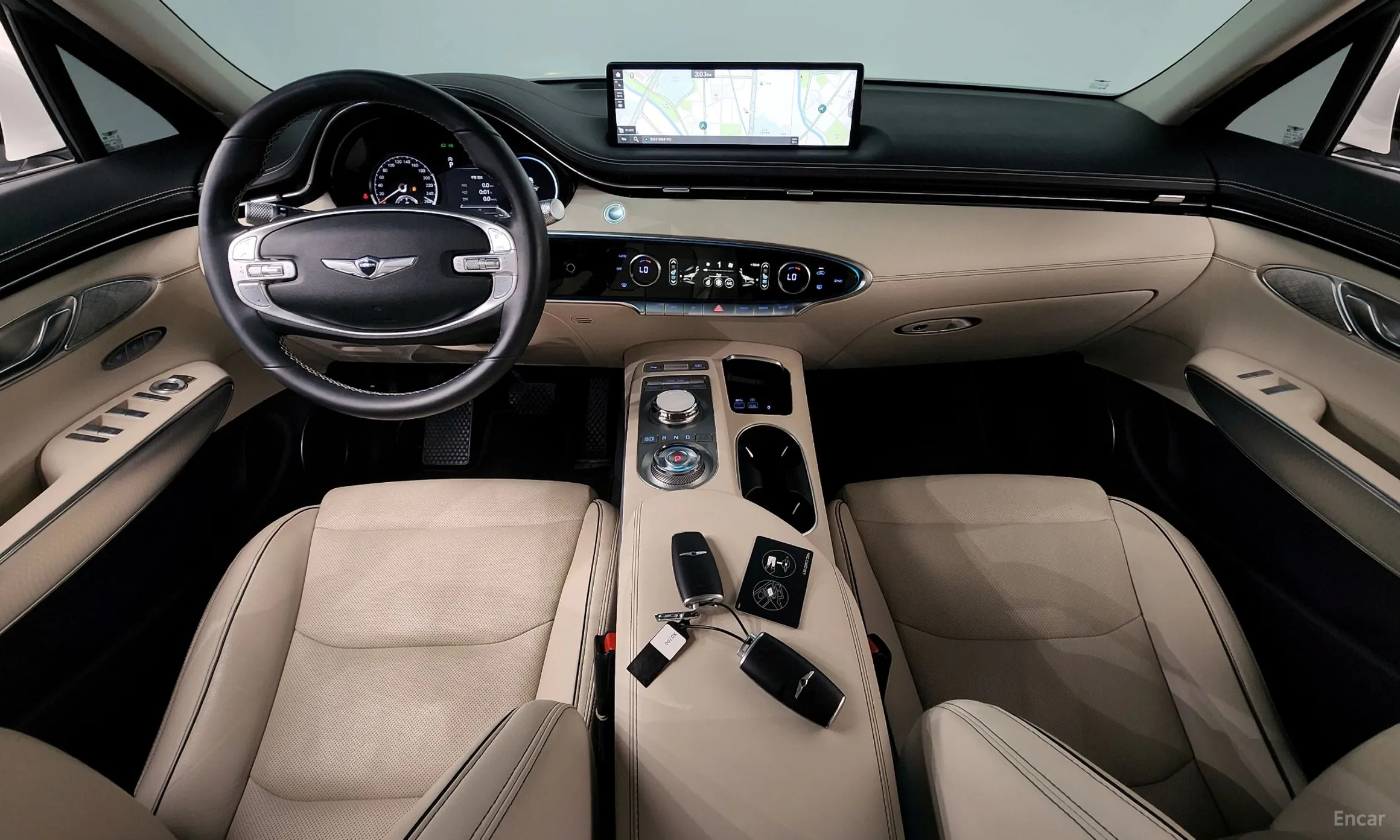 Genesis GV70 превью 7