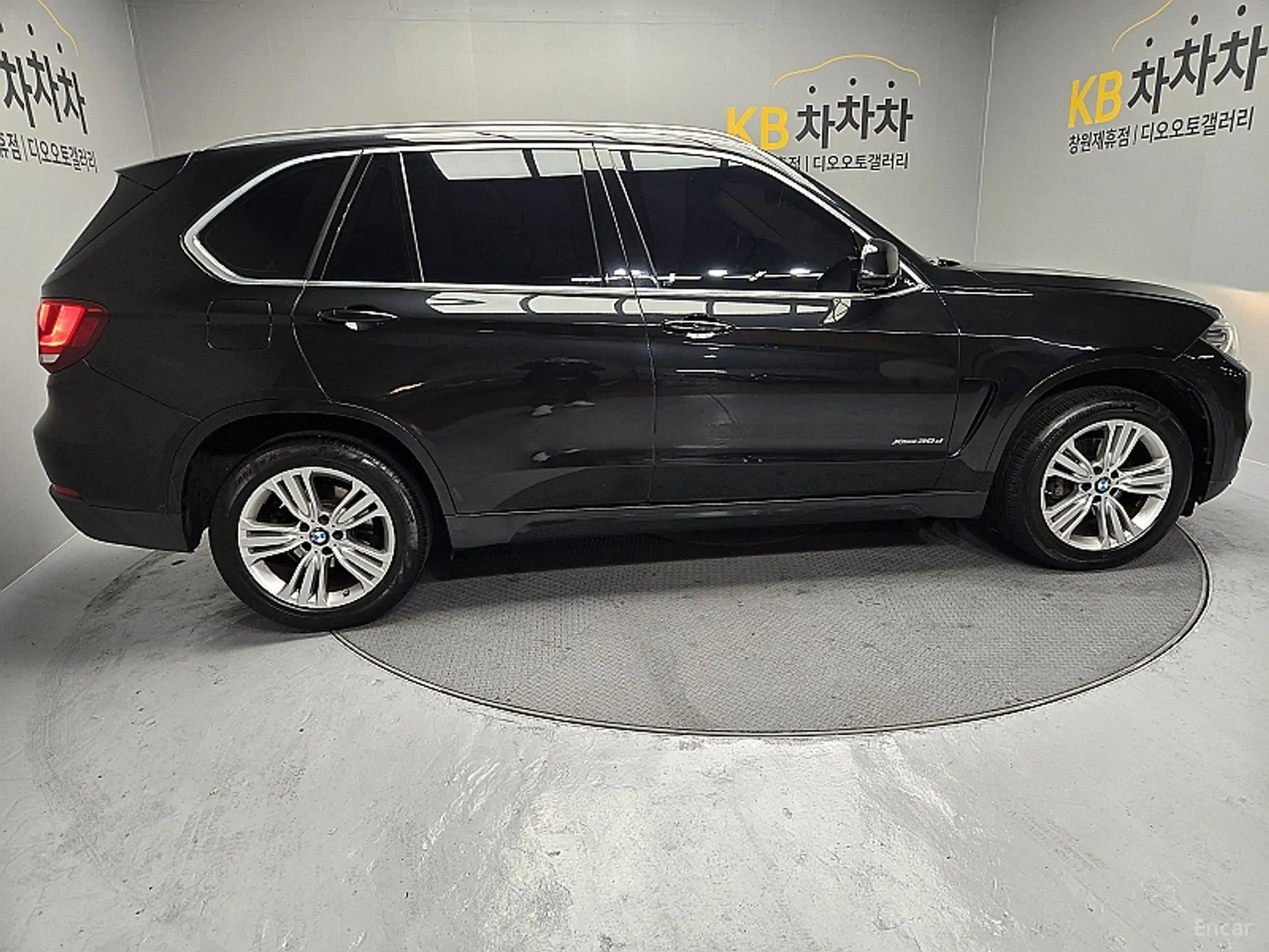 BMW X5 (F15)