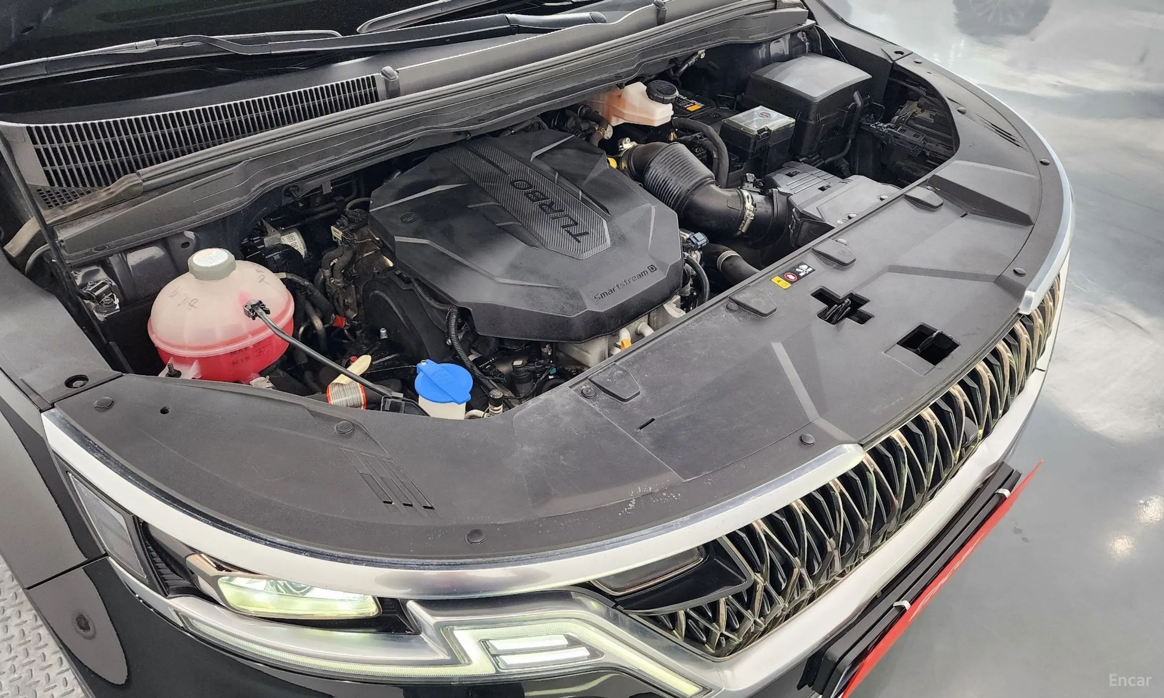 Kia Carnival Gen 4 превью 6