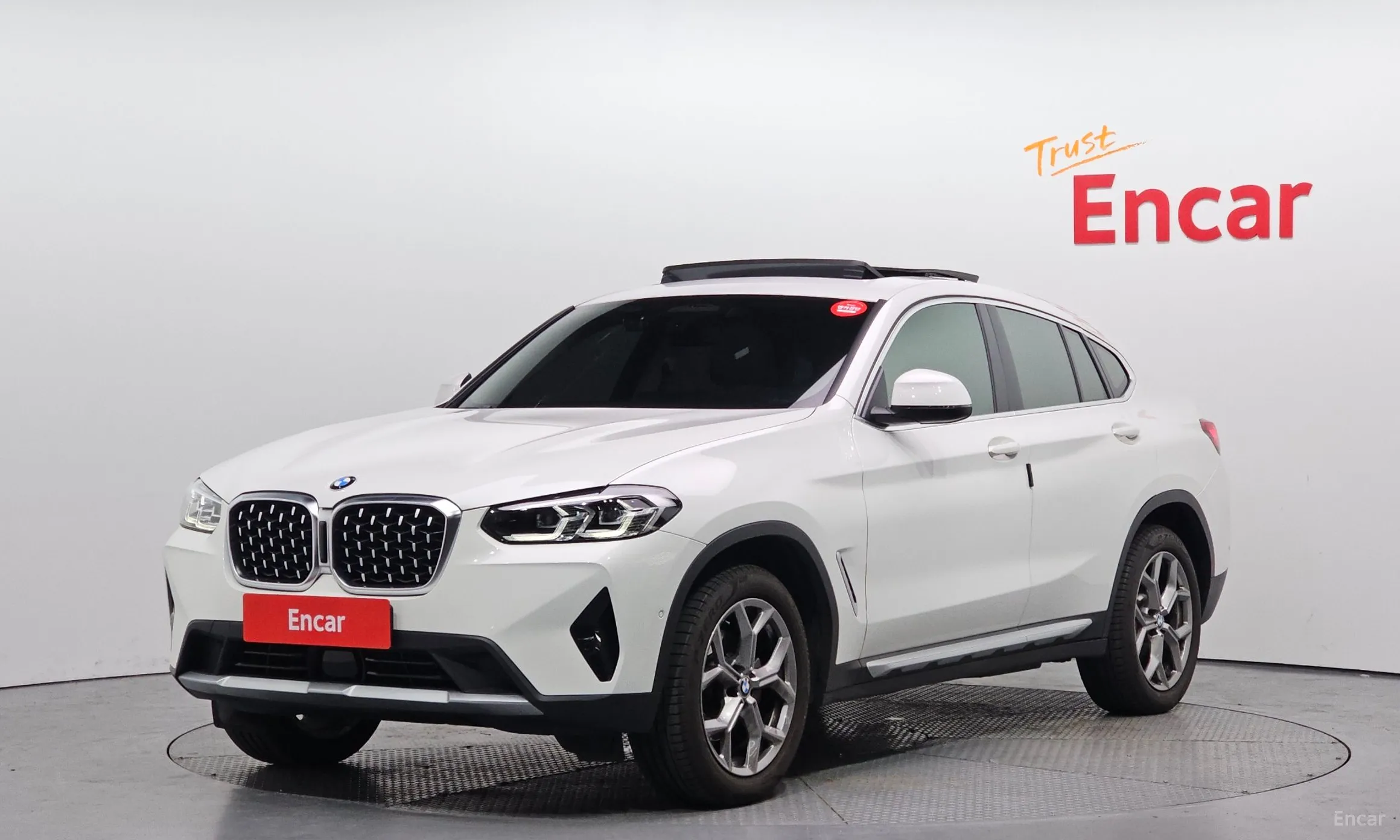X4 (G02)