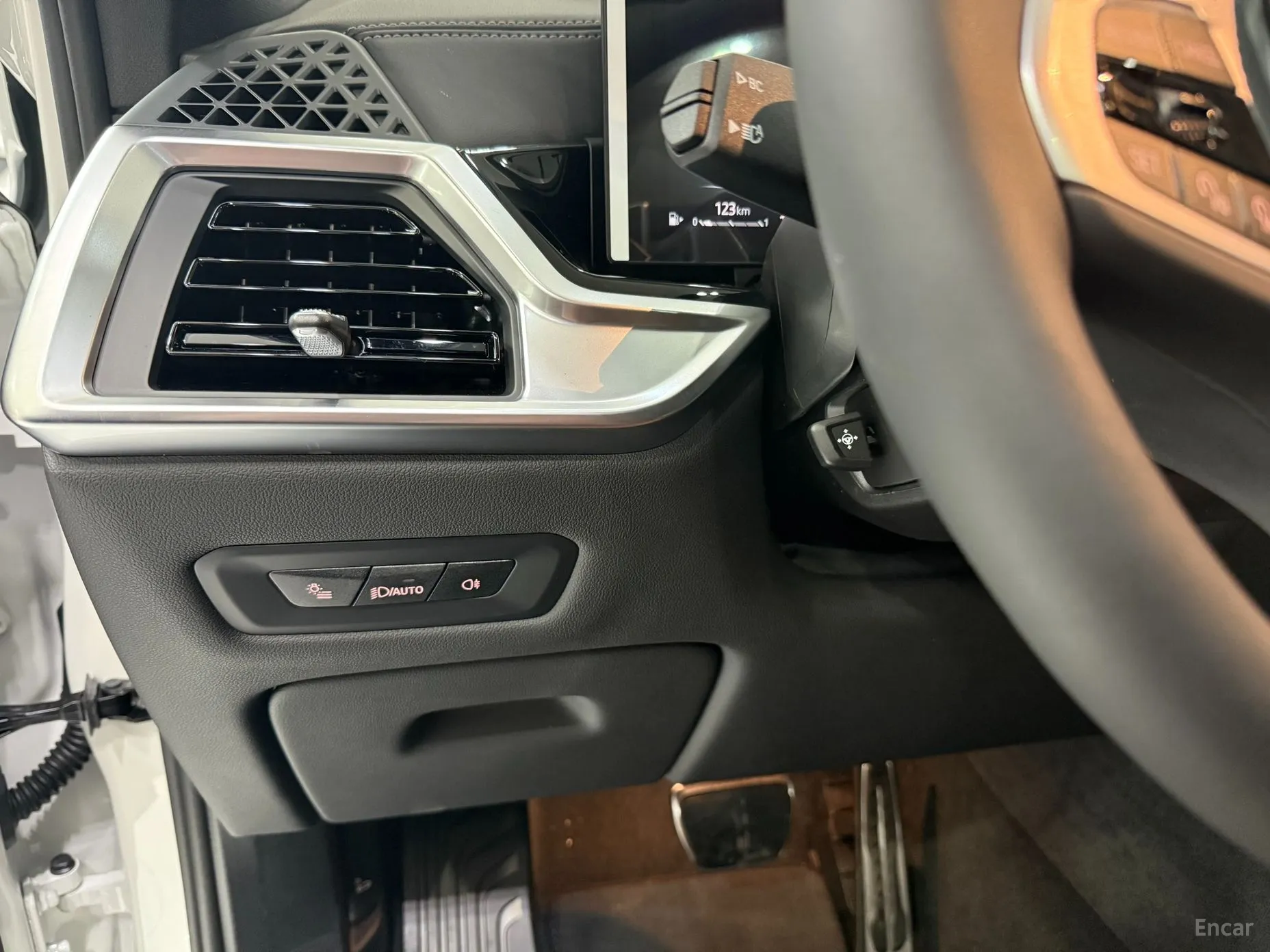 BMW X6 (G06) превью 14