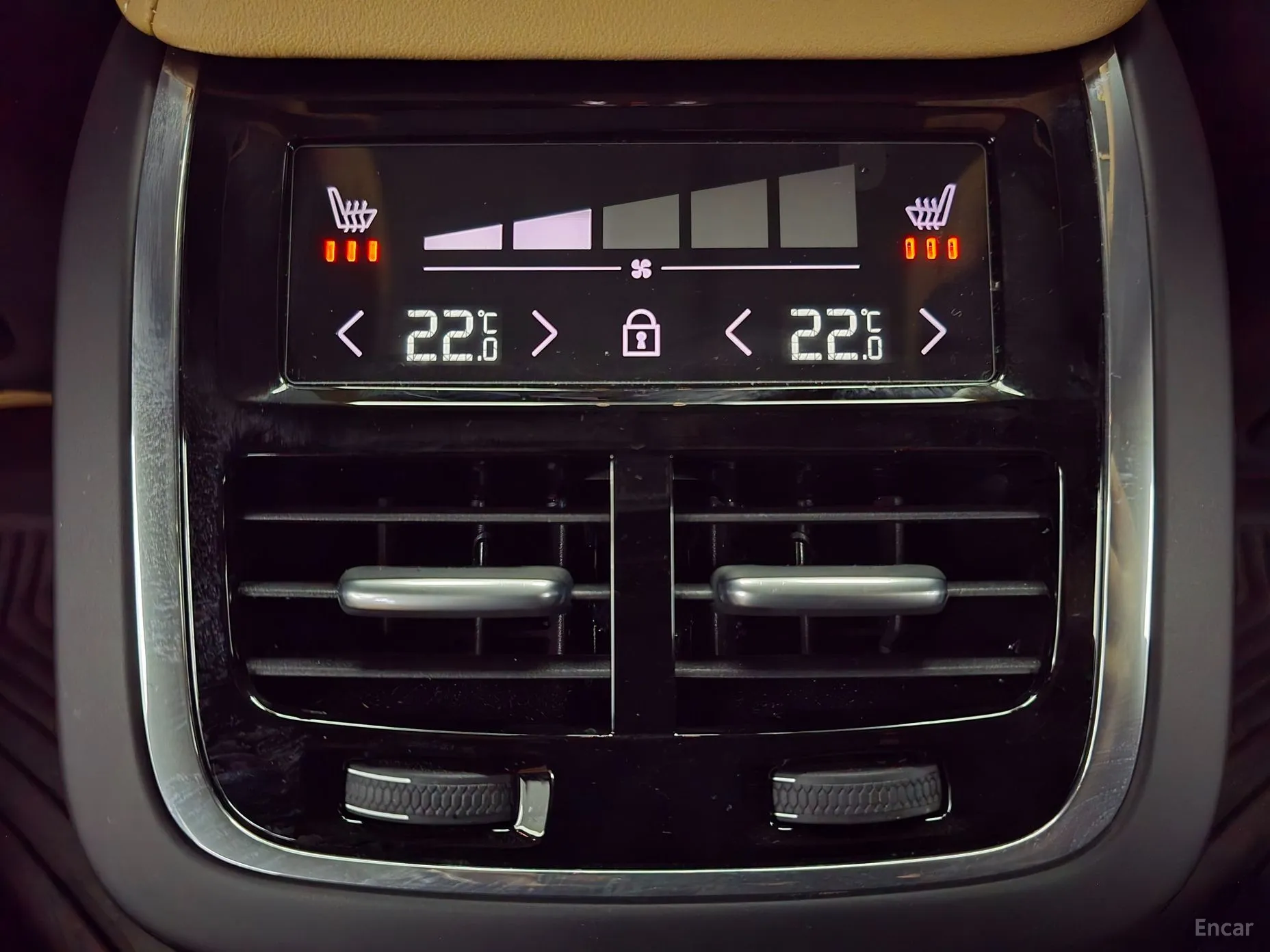 Volvo XC60 Gen 2 превью 14