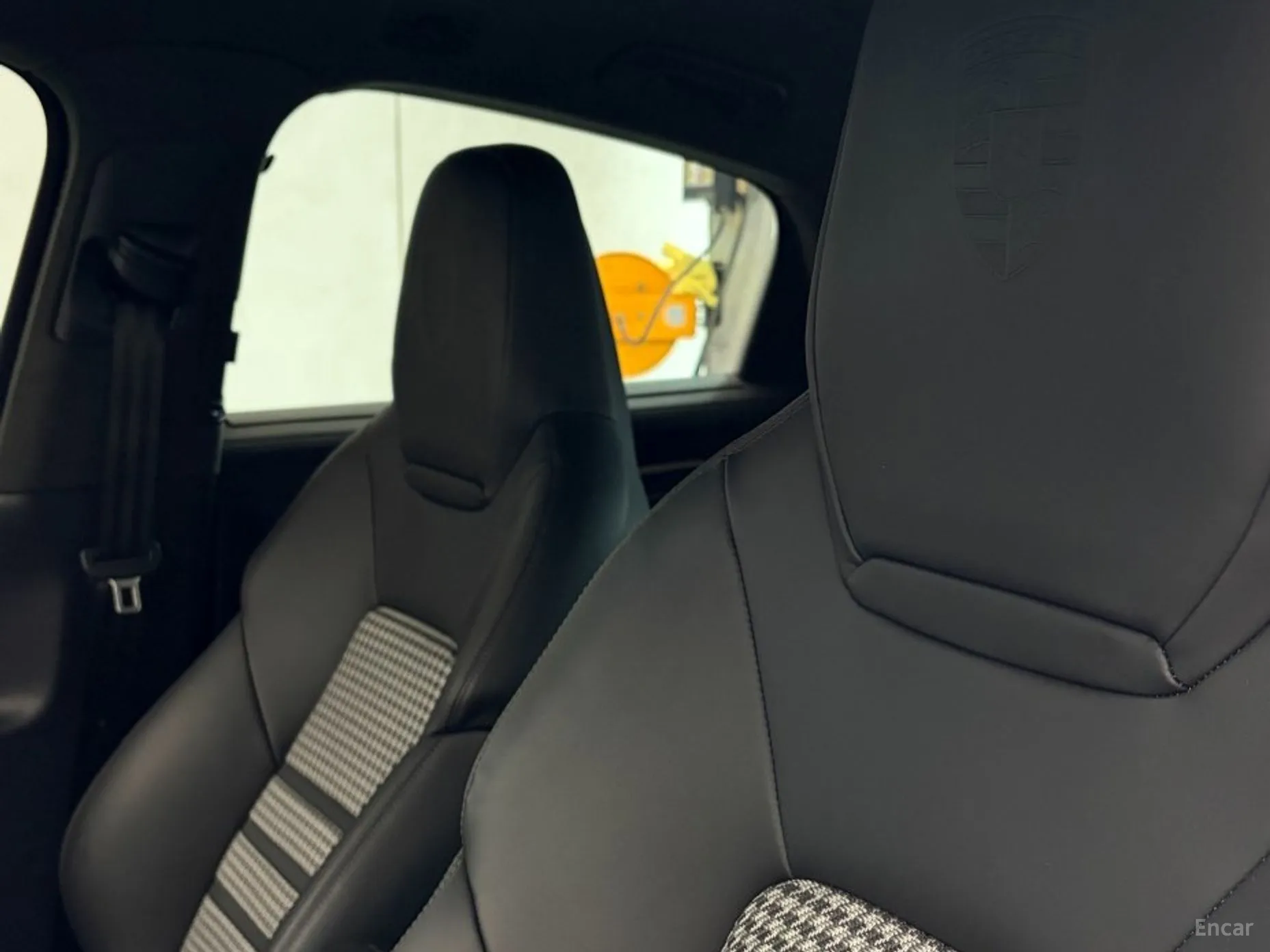 Porsche Cayenne (PO536) превью 11