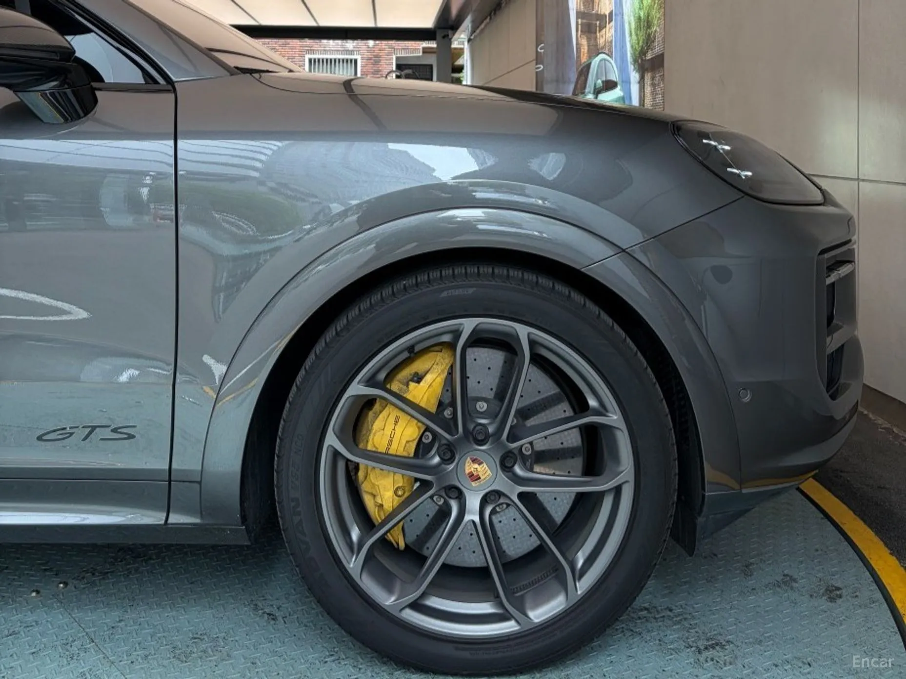 Porsche Cayenne (PO536) превью 6