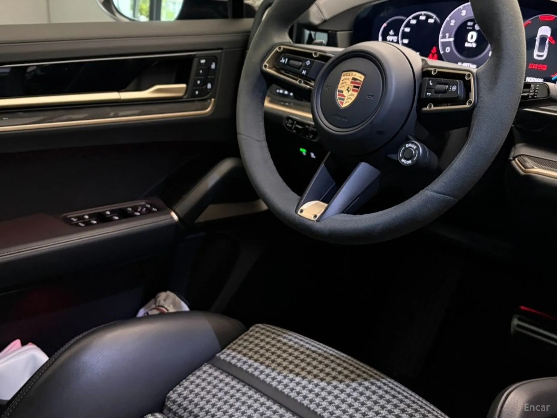 Porsche Cayenne (PO536) превью 7