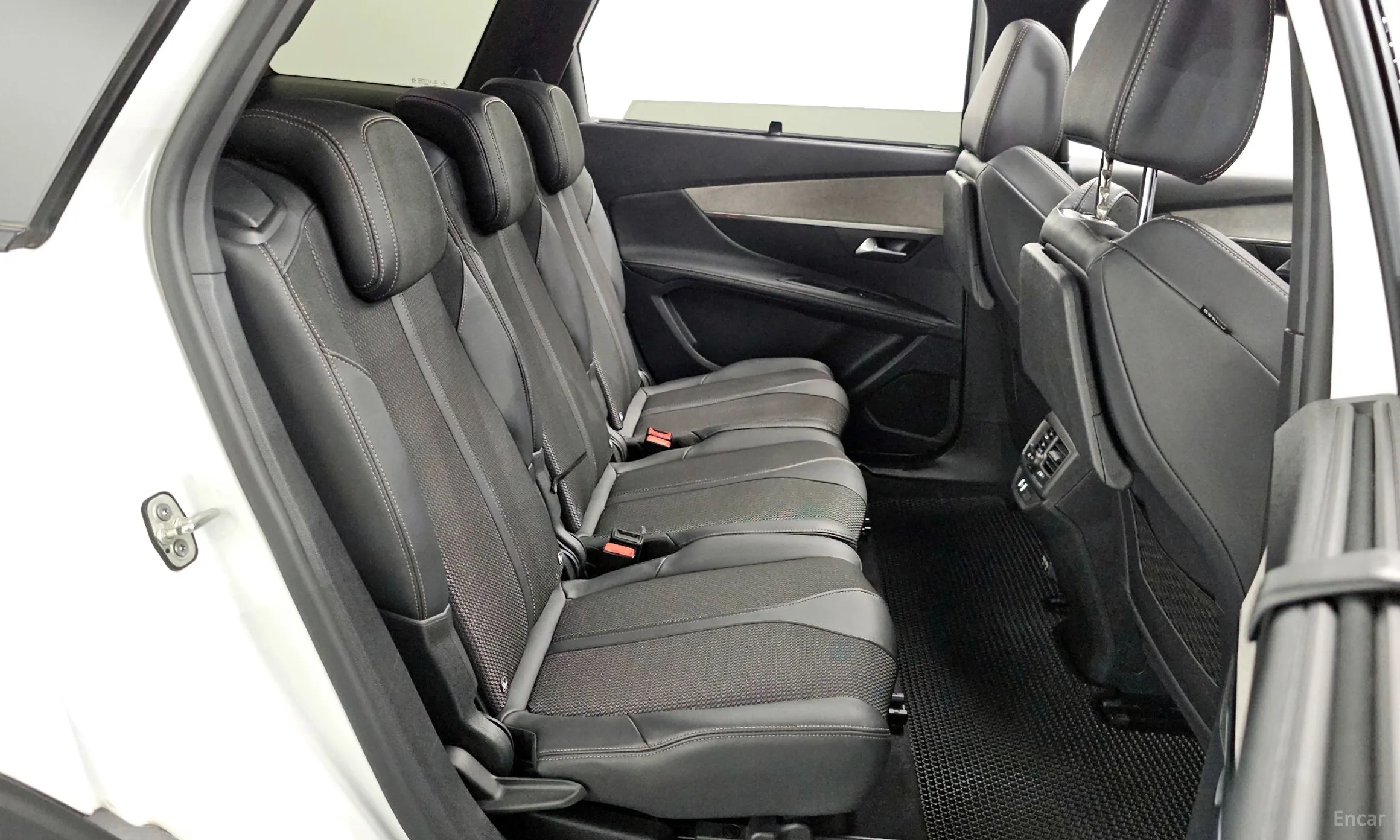 Peugeot 5008 2nd generation превью 11