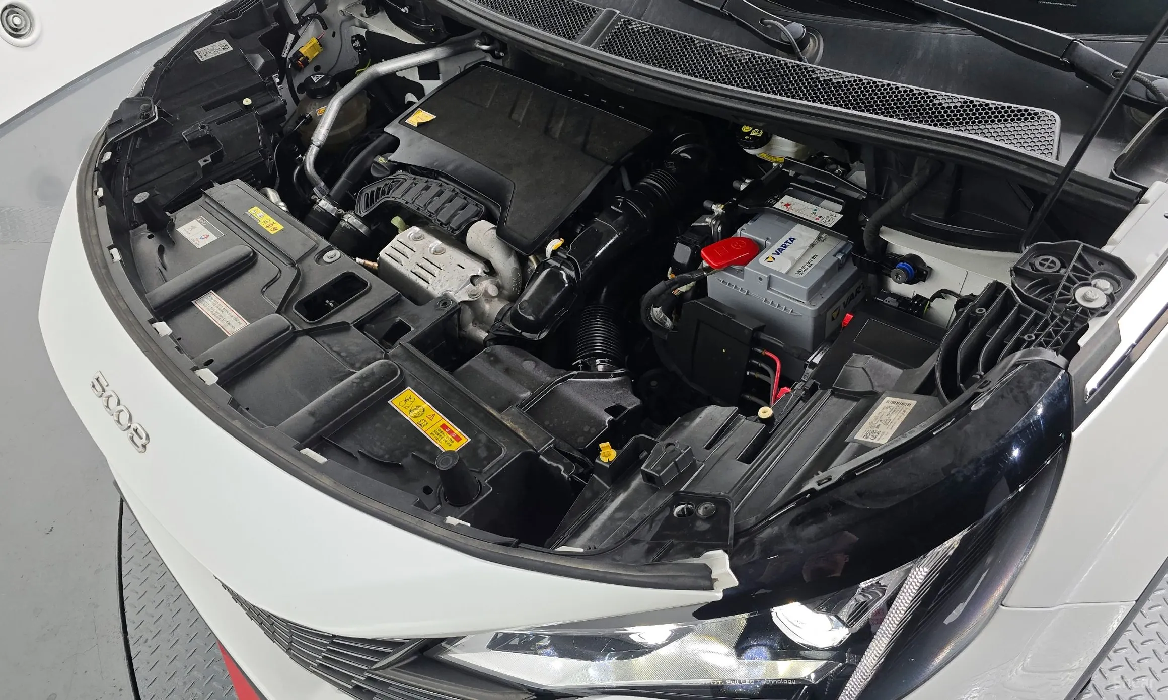Peugeot 5008 2nd generation превью 6