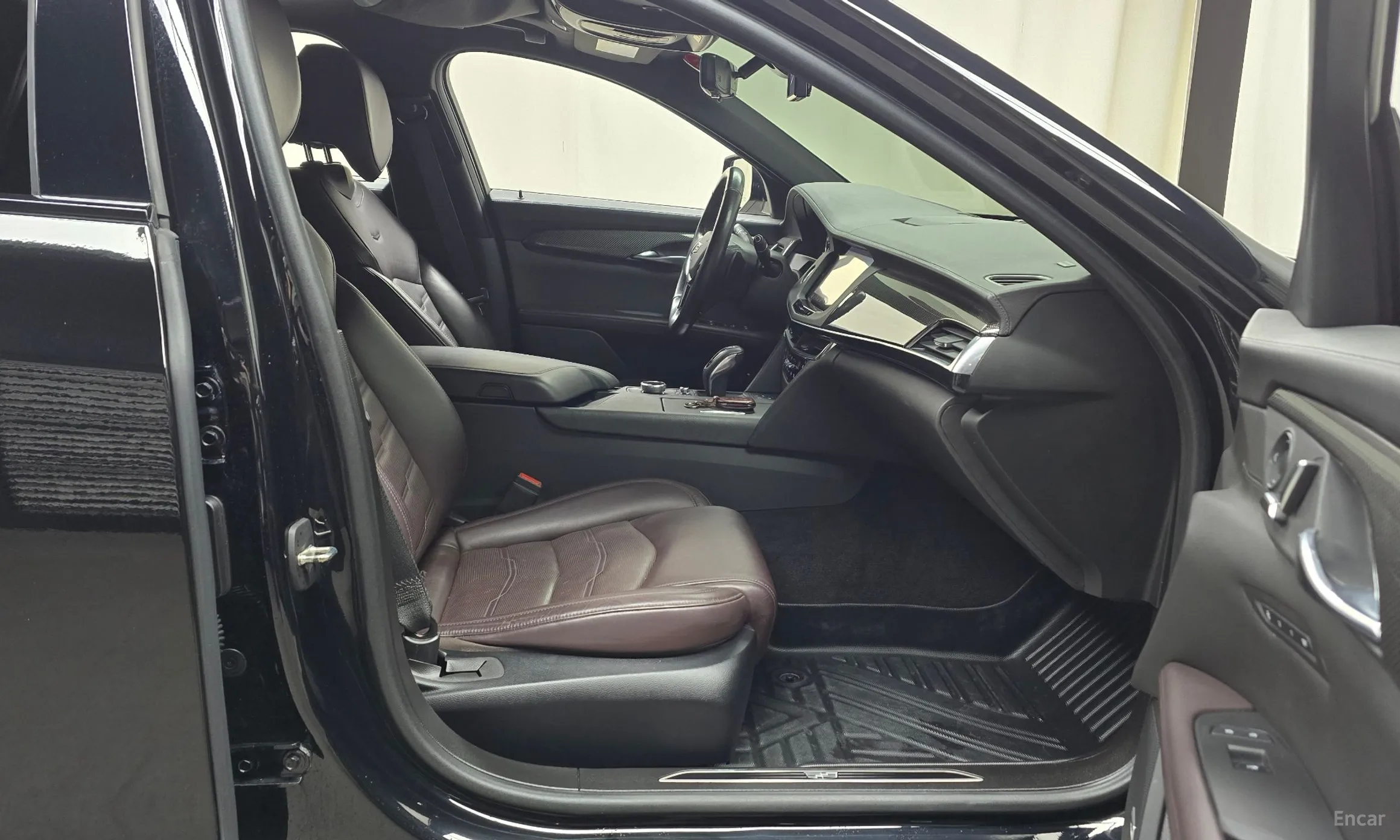 Cadillac CT6 превью 11