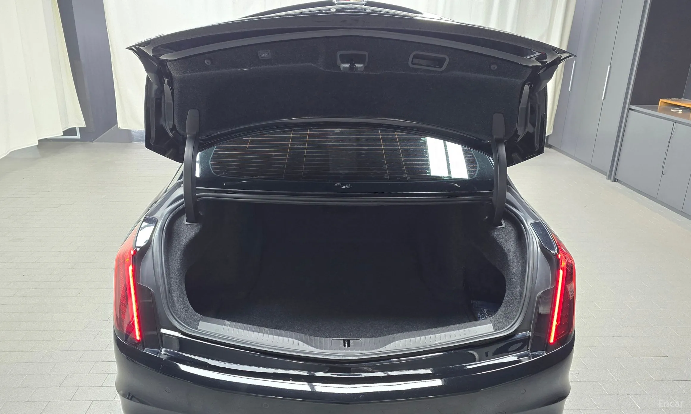 Cadillac CT6 превью 20