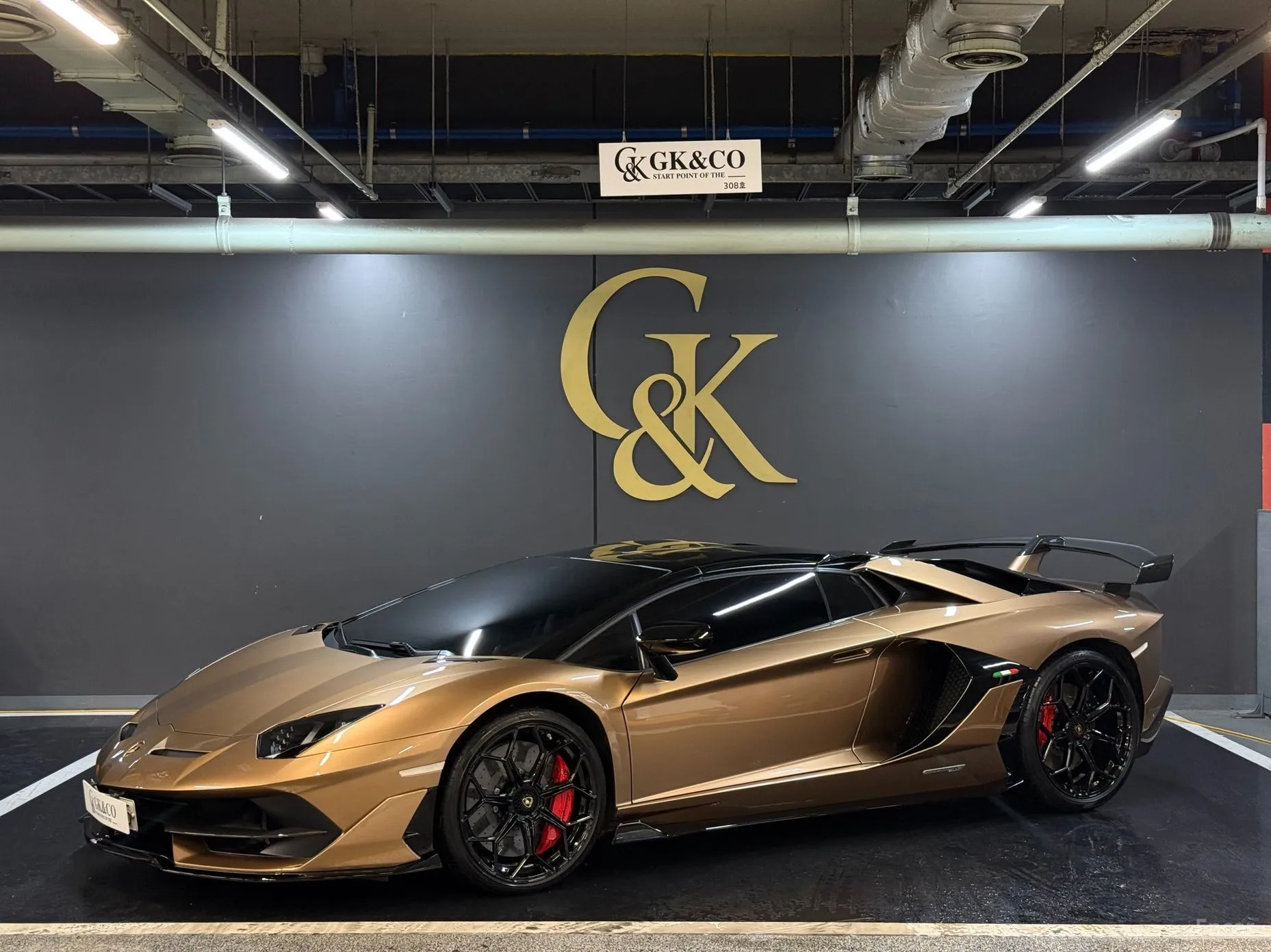 Lamborghini Aventador превью 3