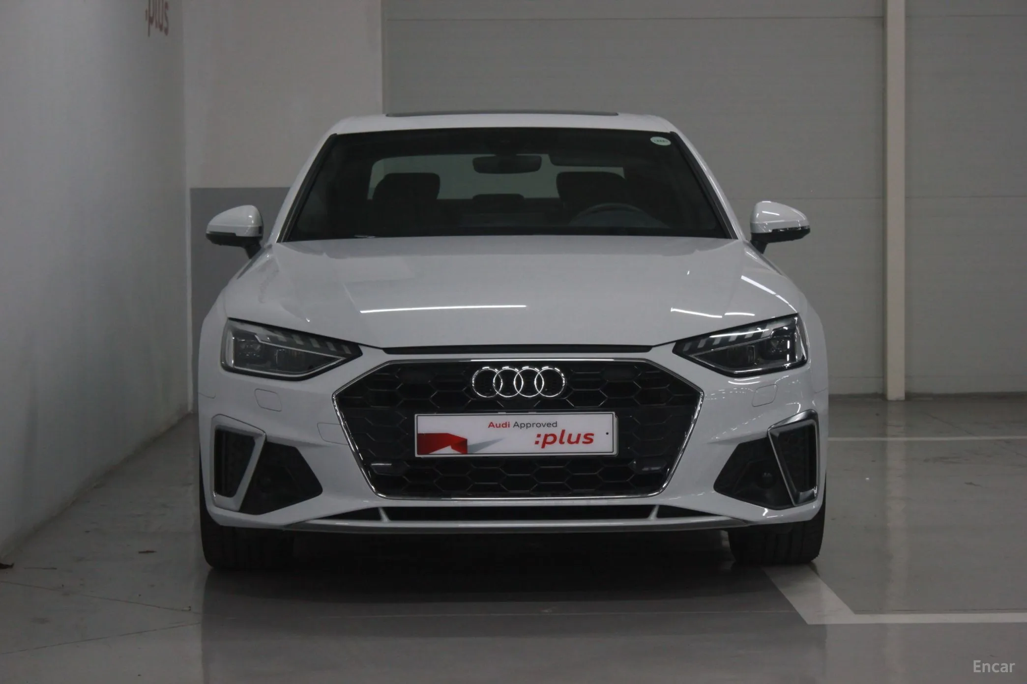 Audi A4 (B9) превью 3