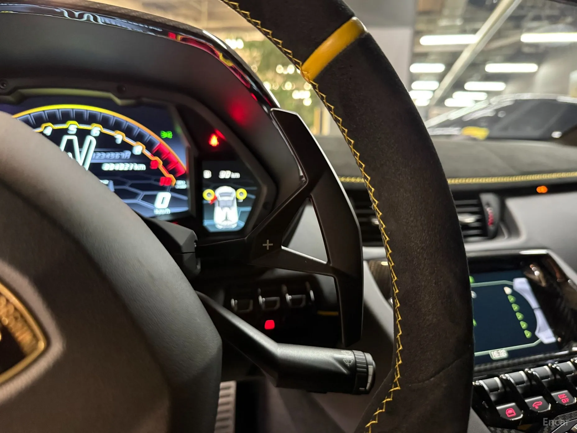 Lamborghini Aventador превью 18