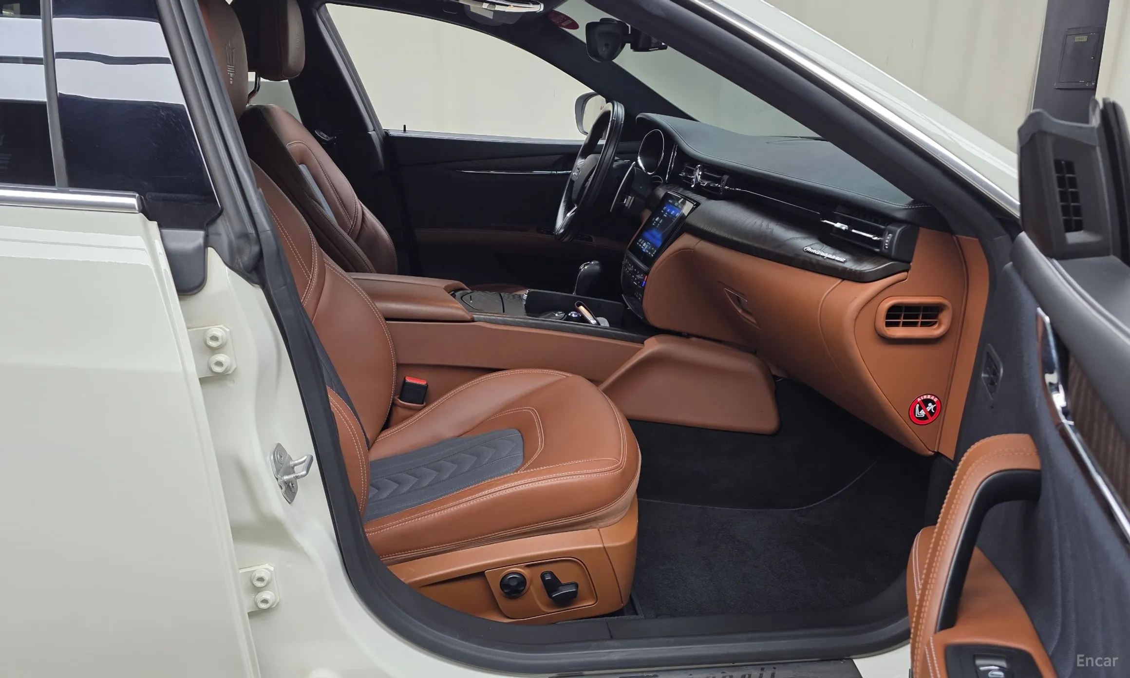 Maserati Quattroporte превью 11