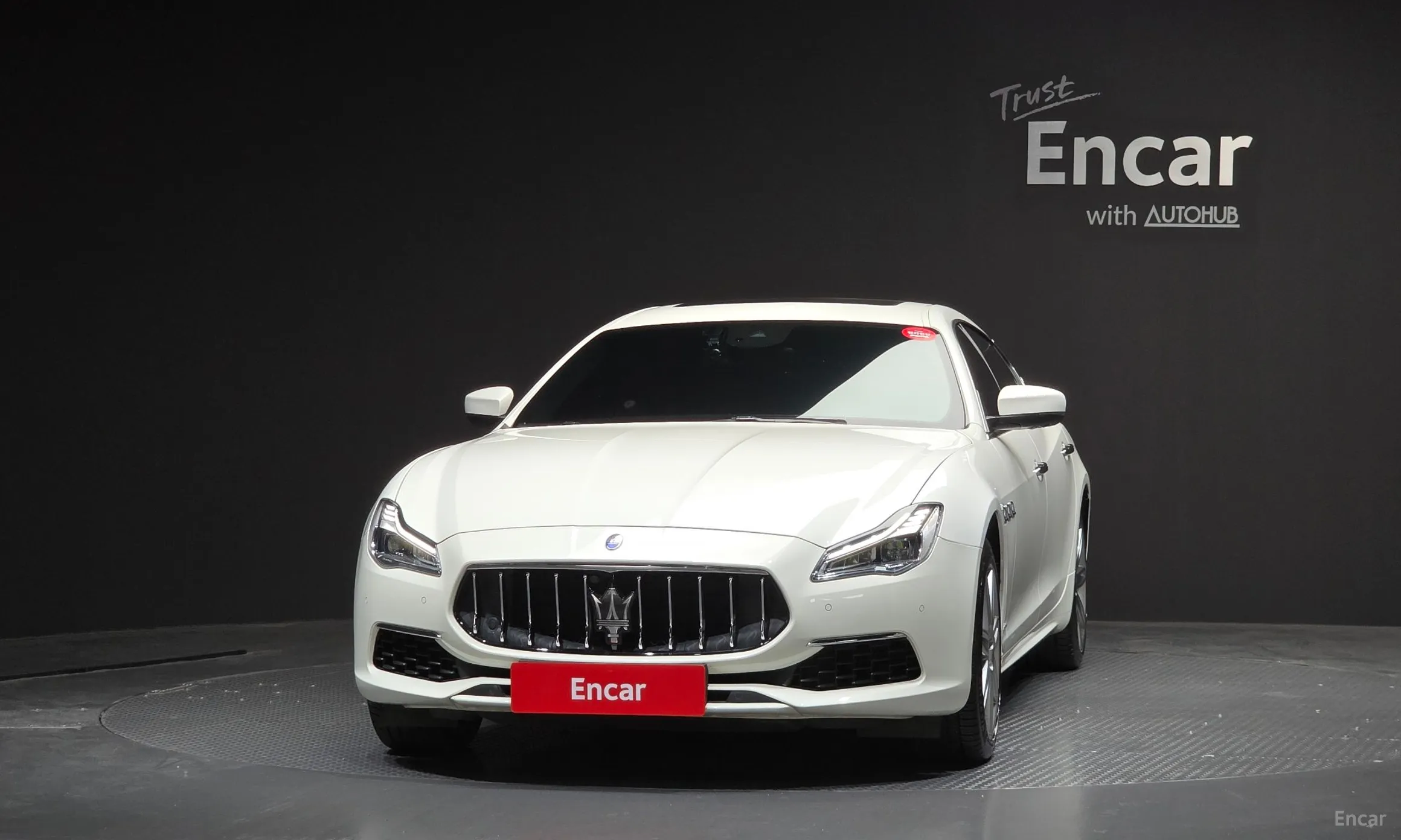 Maserati Quattroporte превью 3