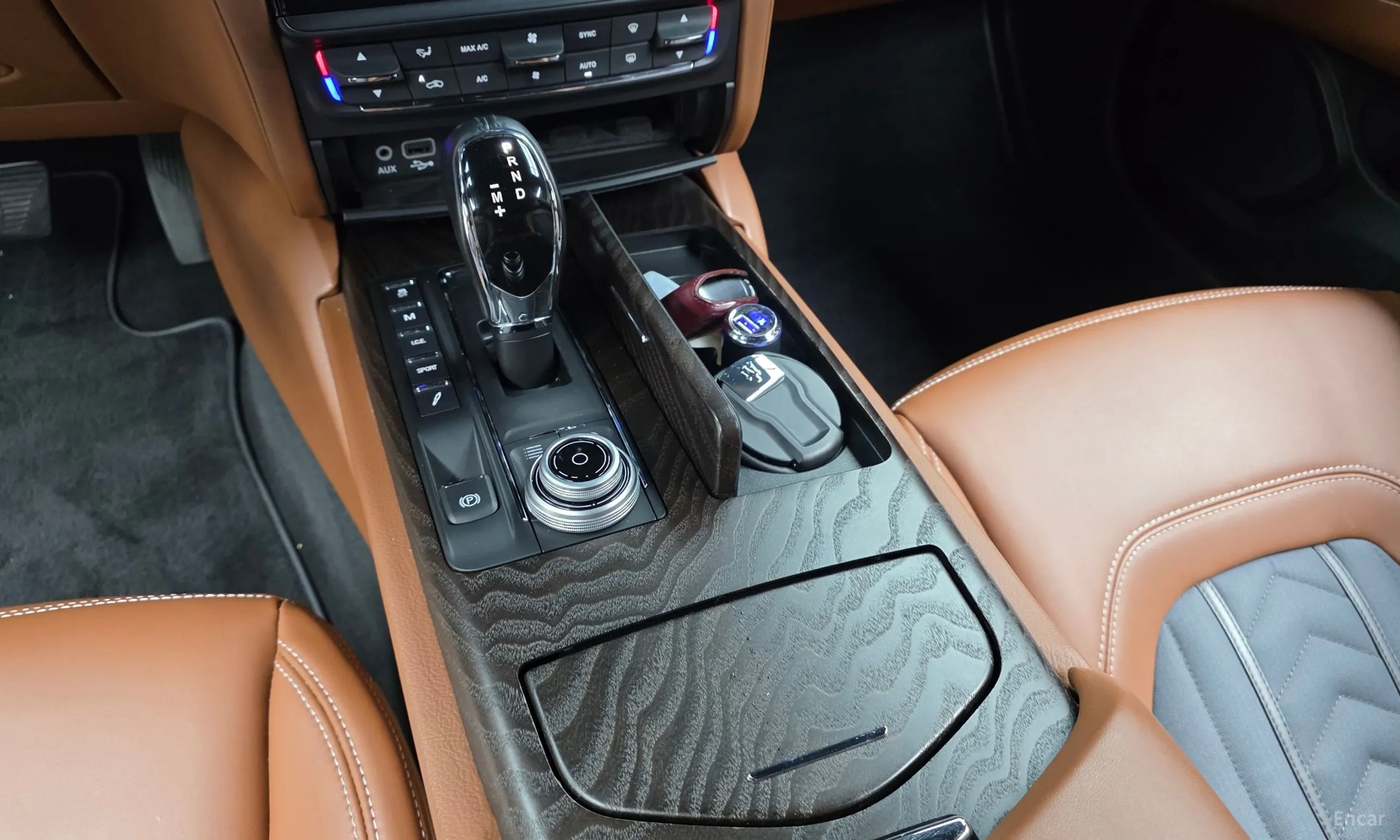 Maserati Quattroporte превью 9