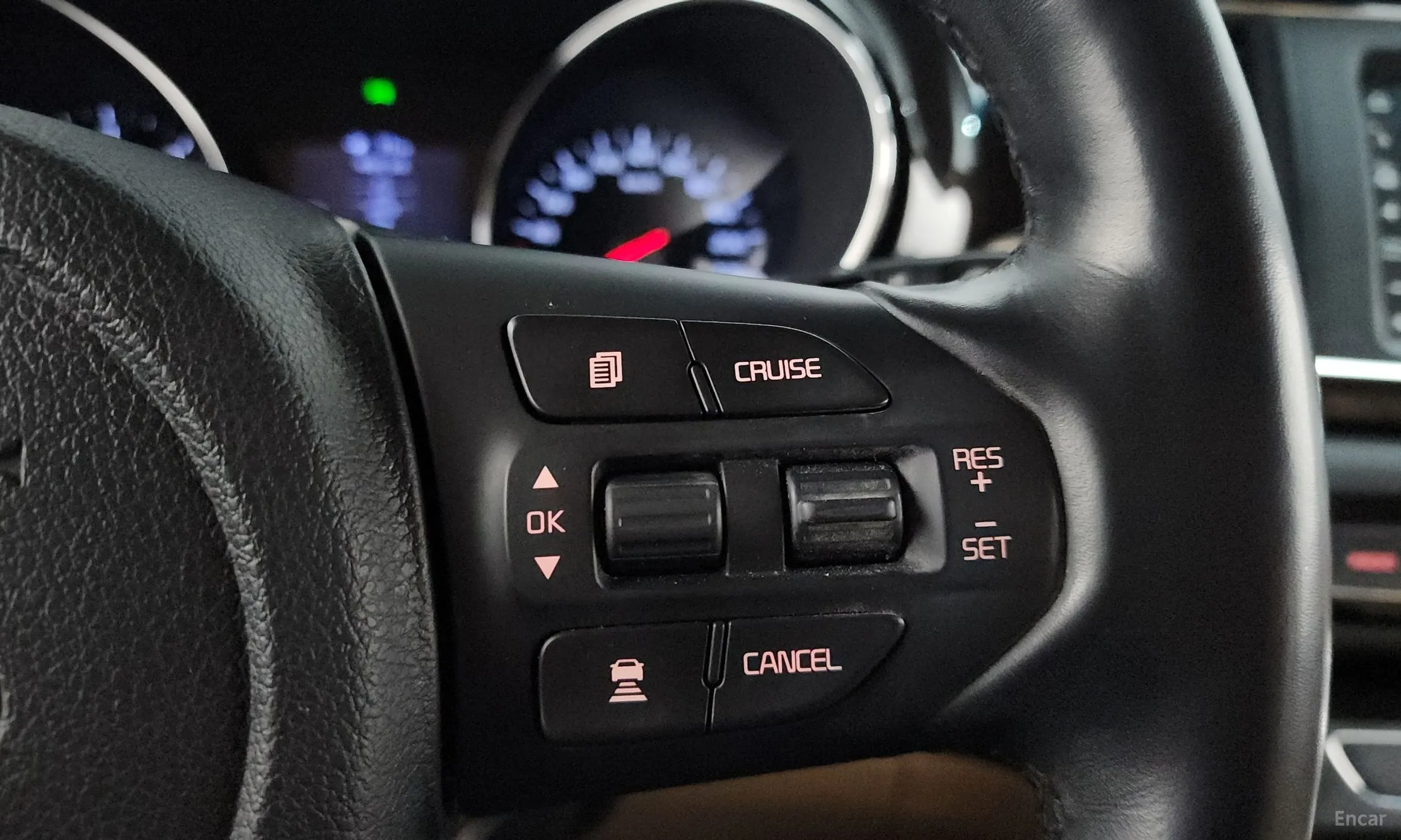 Kia Carnival превью 16