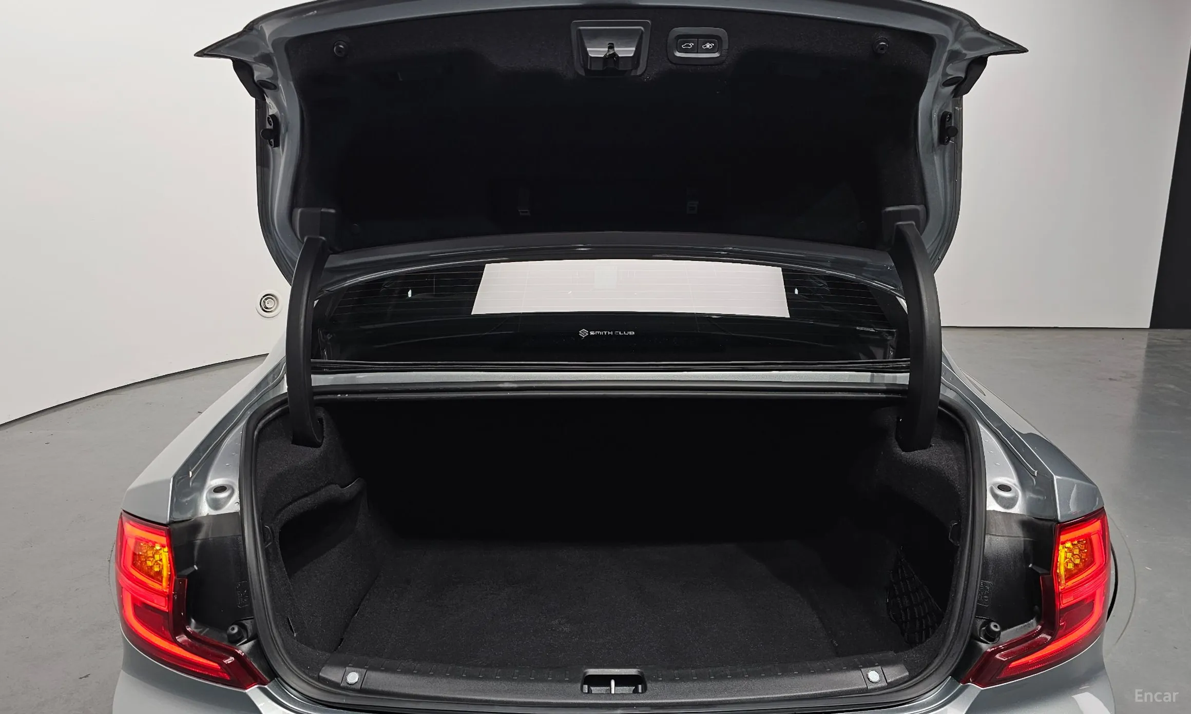 Volvo S90 превью 20