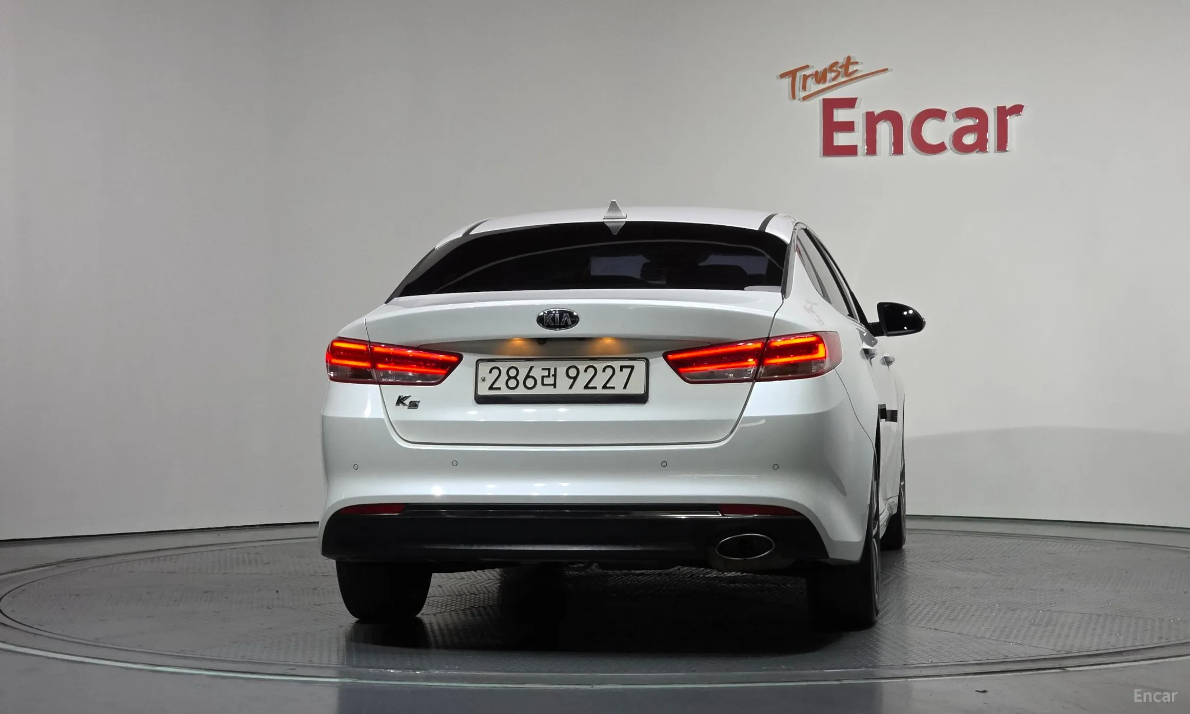 Kia K5 2nd Generation превью 4