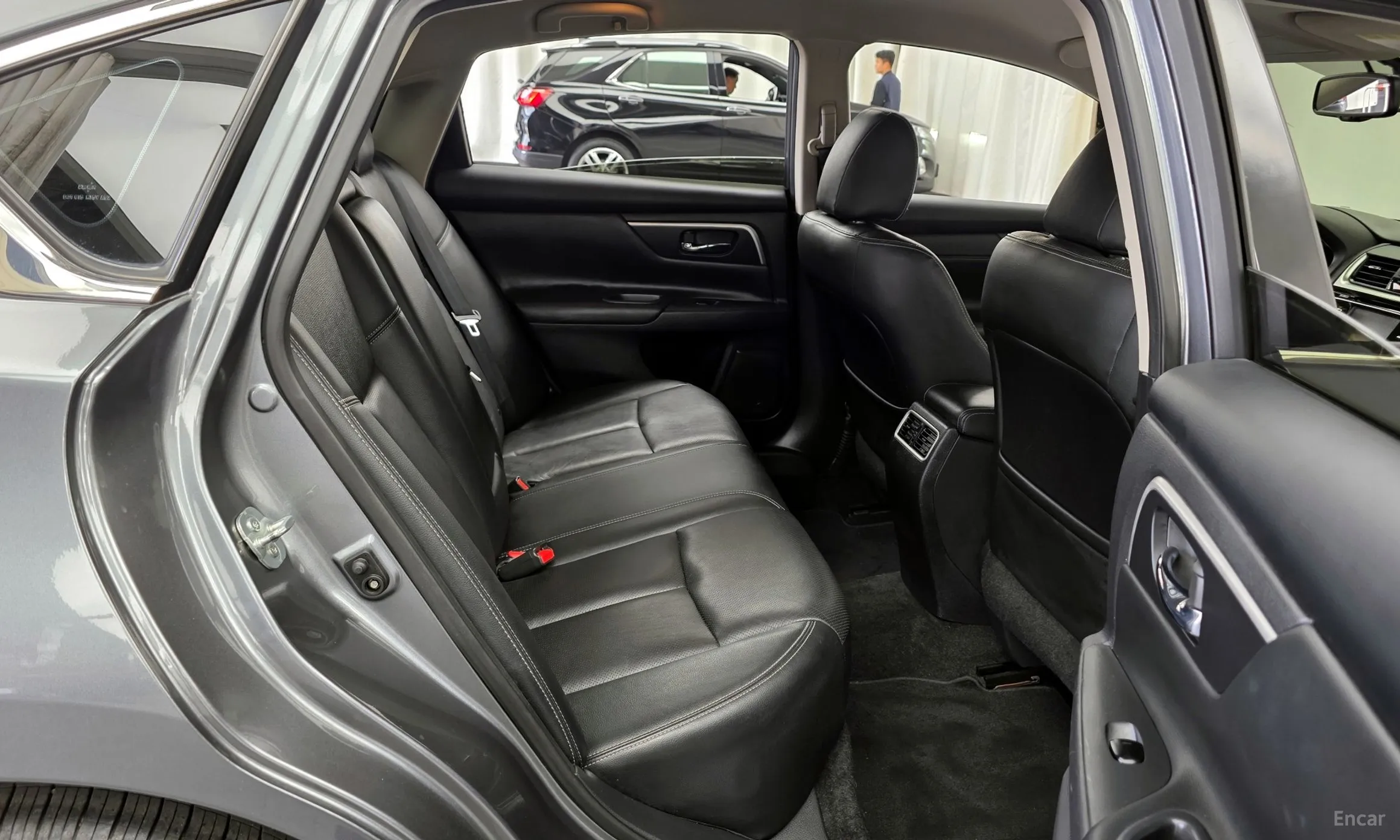 Nissan Altima превью 12