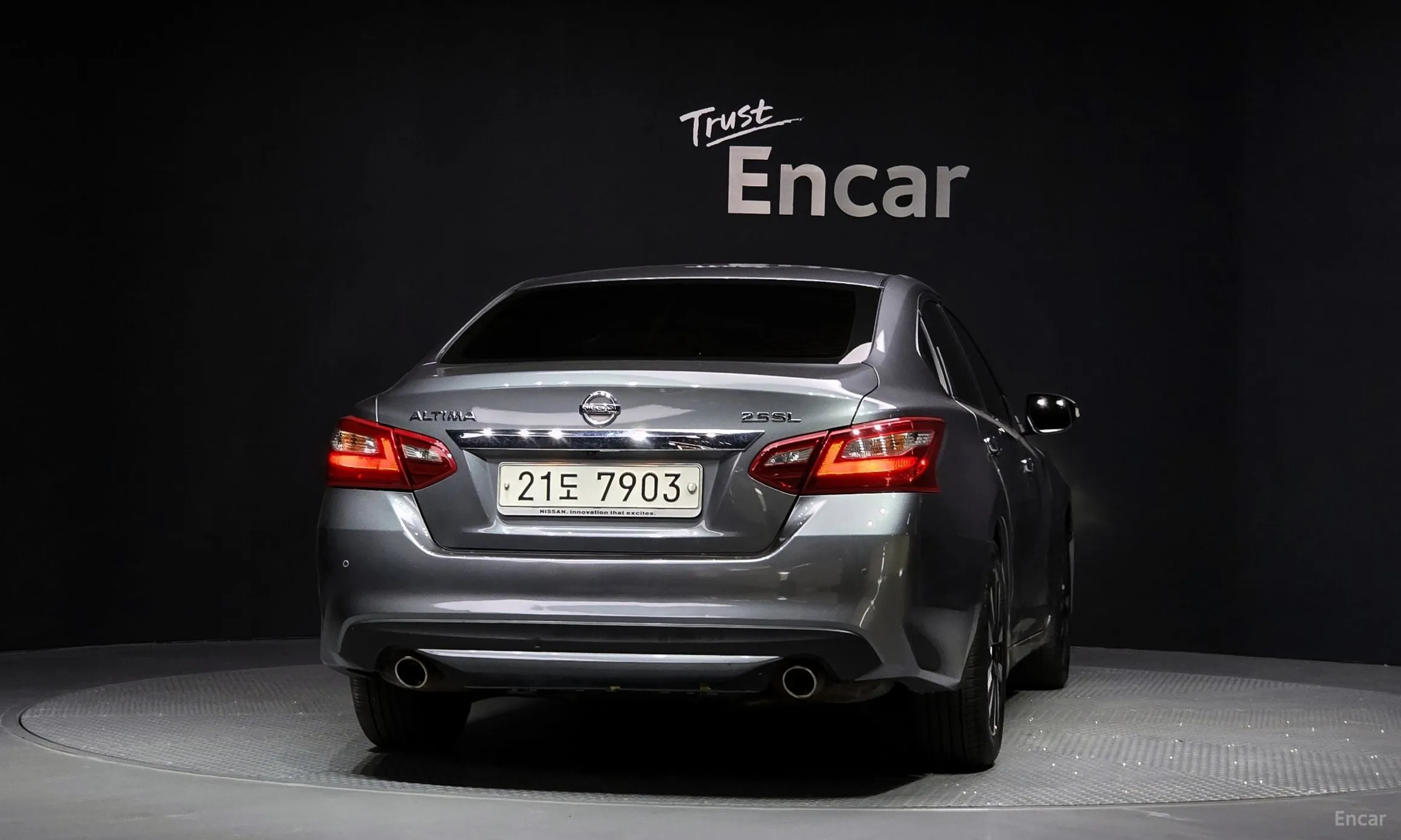 Nissan Altima превью 4