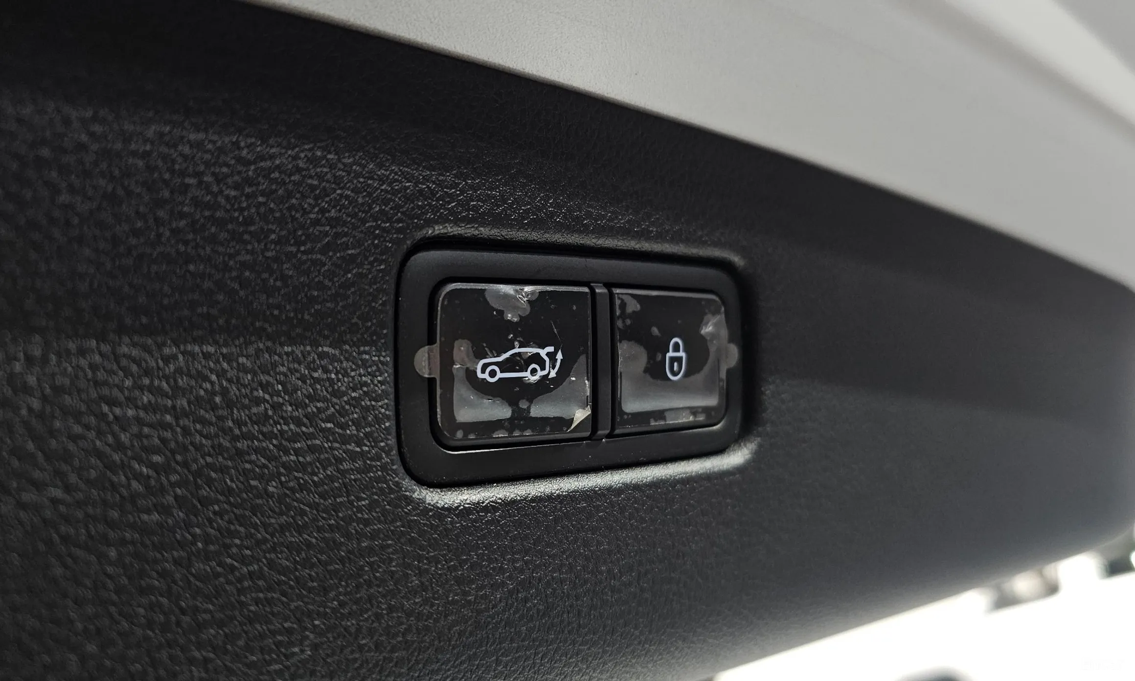Genesis GV70 превью 16